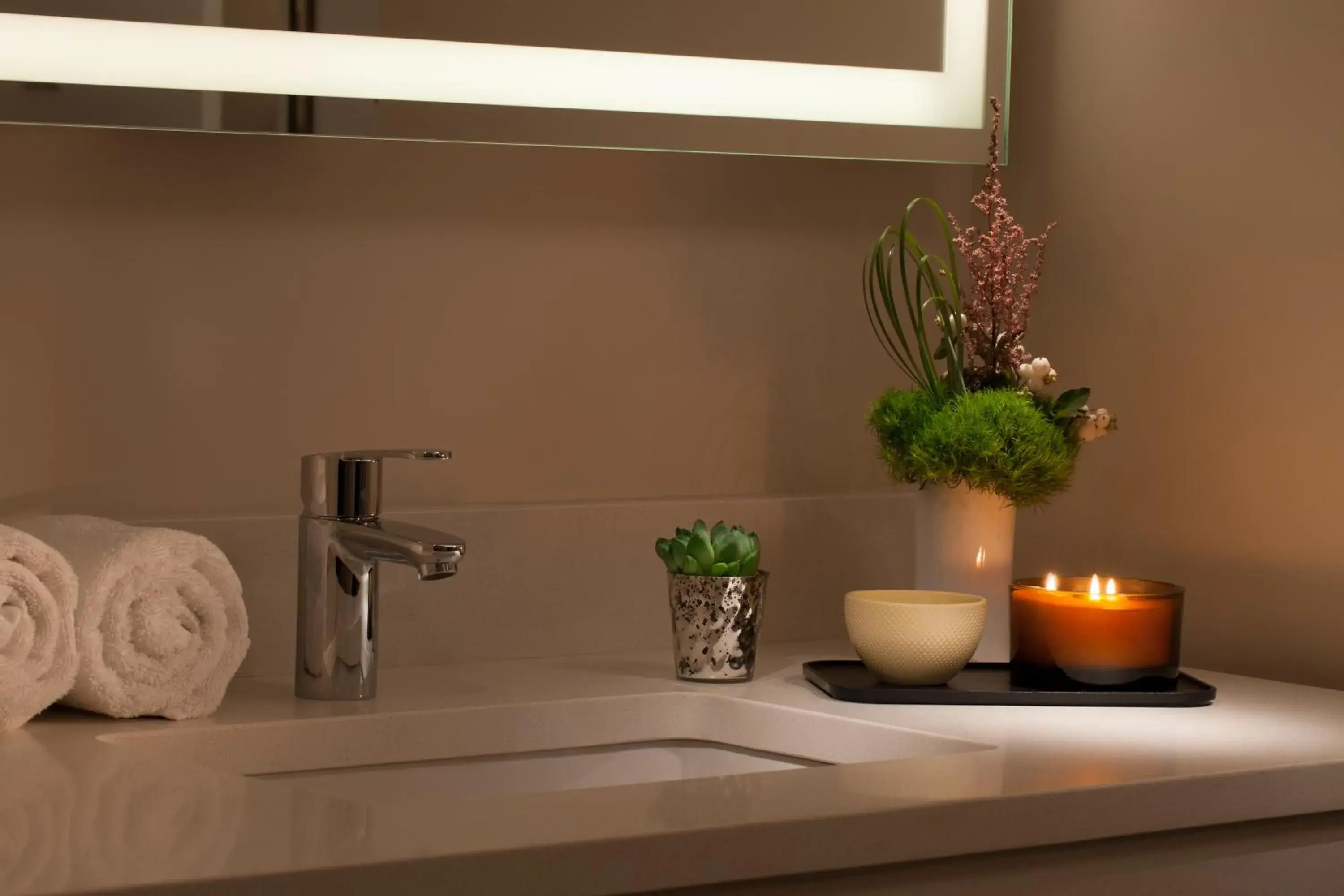 Standard King Room in The McCormick Scottsdale Standard King Room in The McCormick Scottsdale