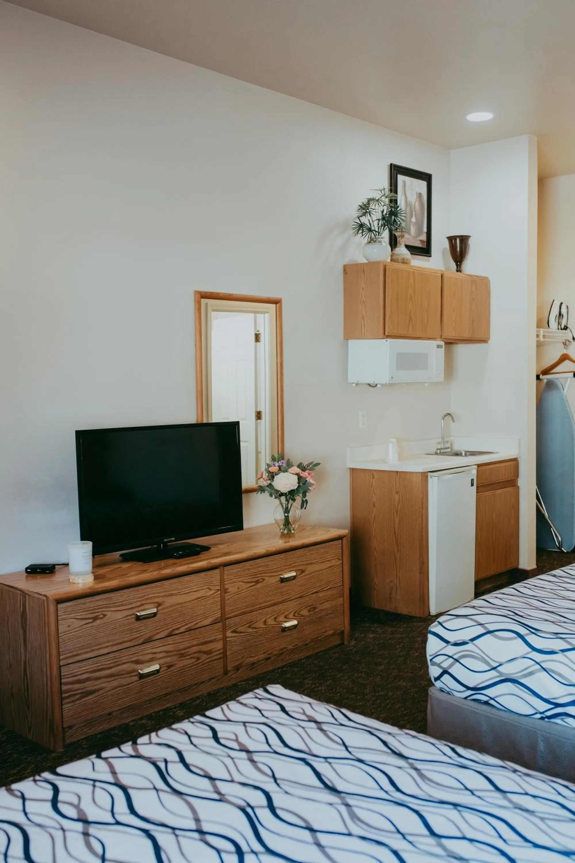 Bedroom, Bed in Carson City Plaza Hotel