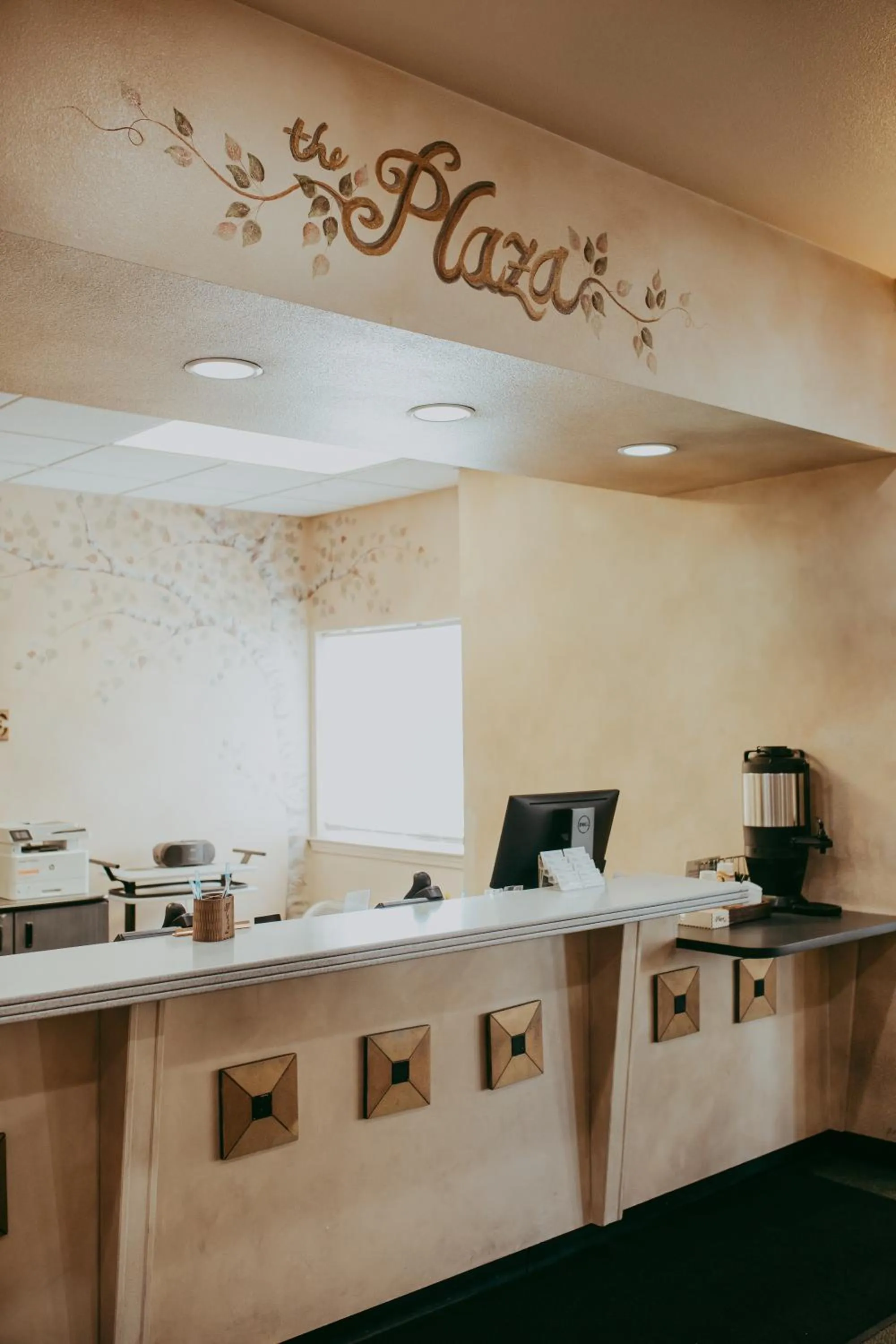 Lobby or reception in Carson City Plaza Hotel