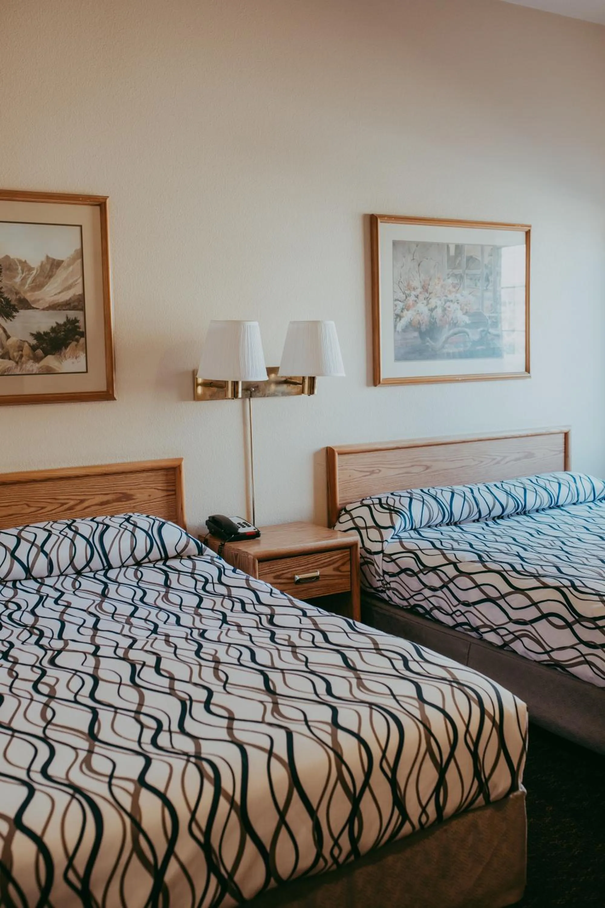 Bedroom, Bed in Carson City Plaza Hotel