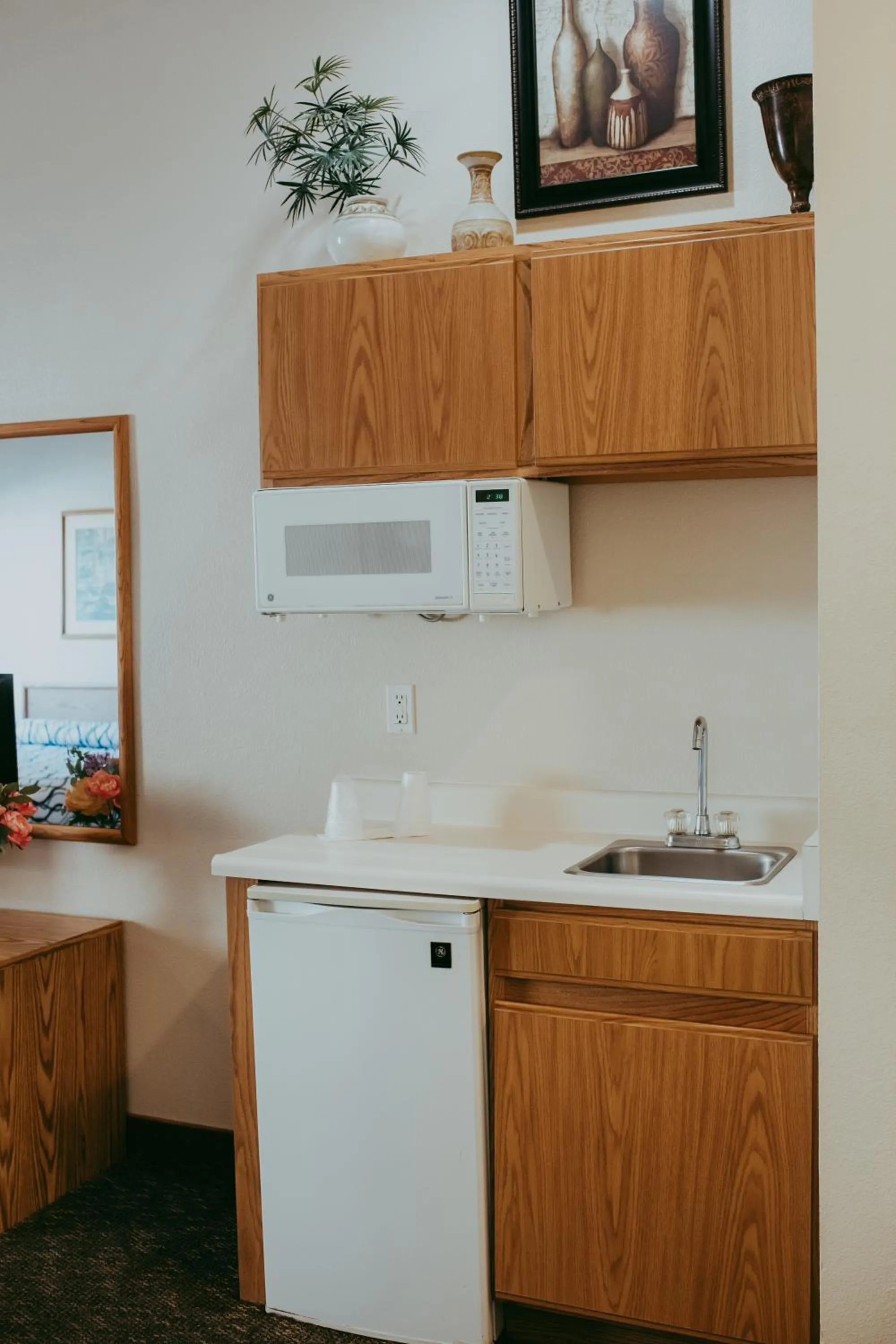 Kitchen or kitchenette in Carson City Plaza Hotel