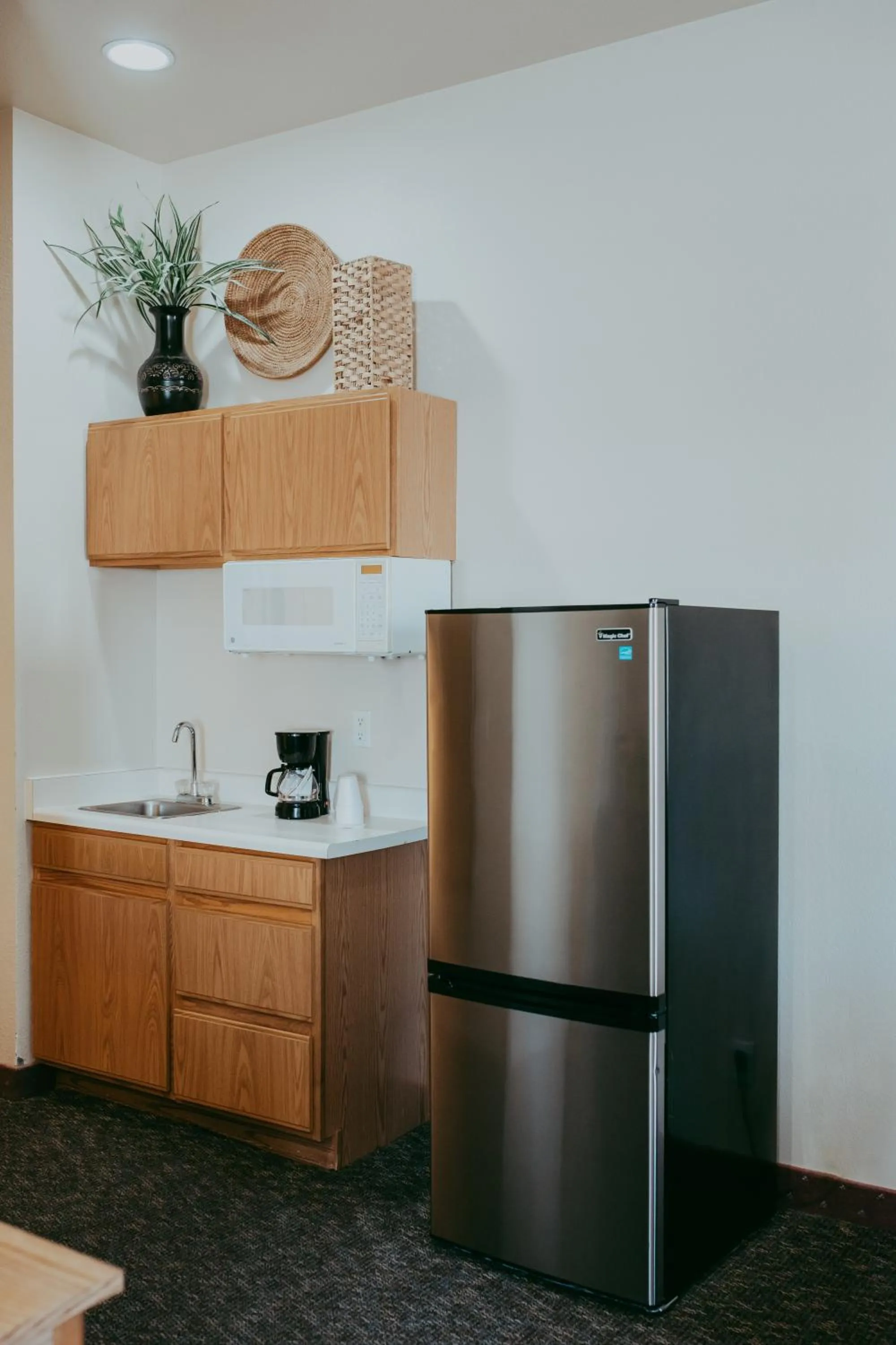 Kitchen or kitchenette in Carson City Plaza Hotel