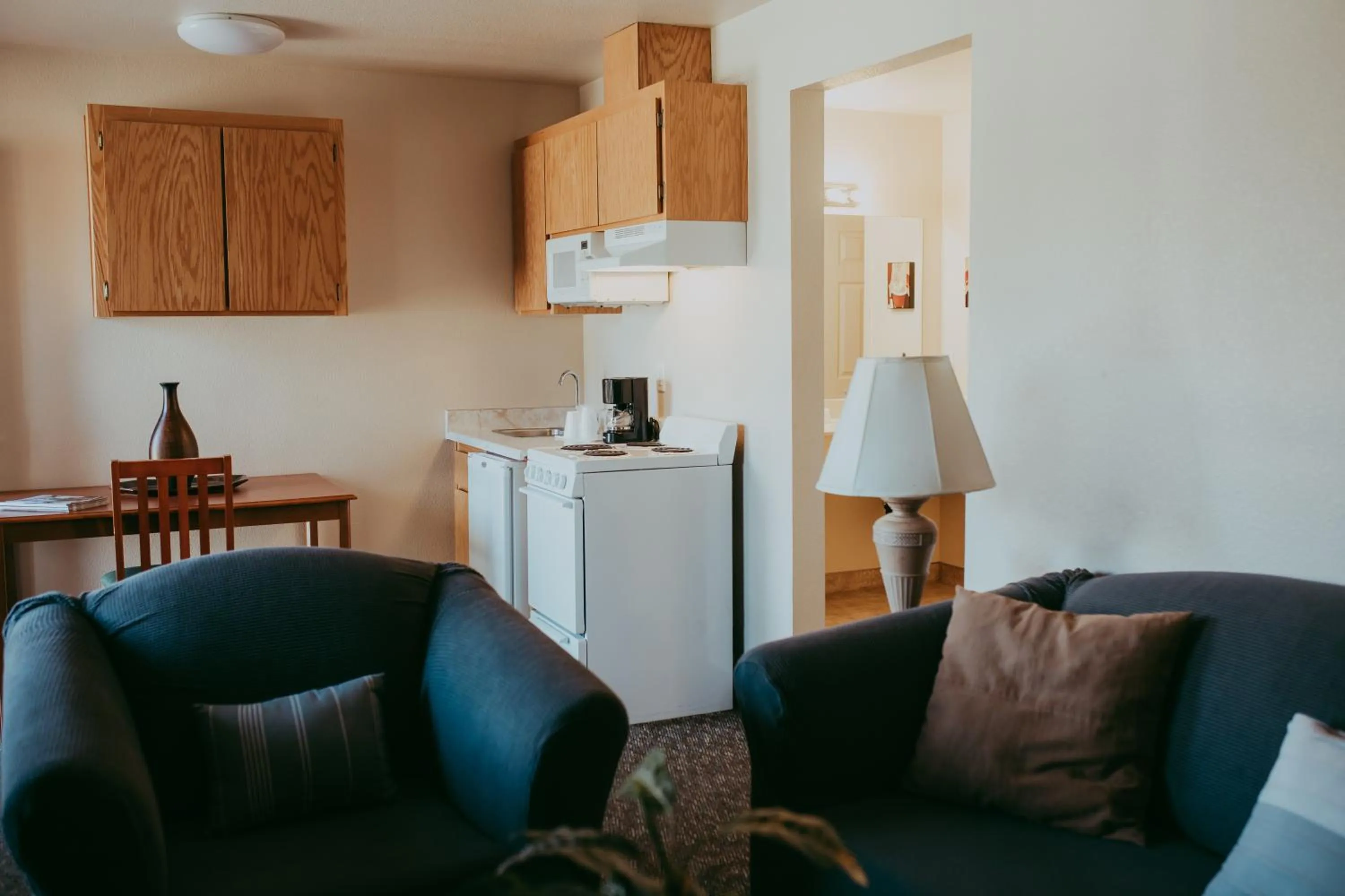 Kitchen or kitchenette in Carson City Plaza Hotel