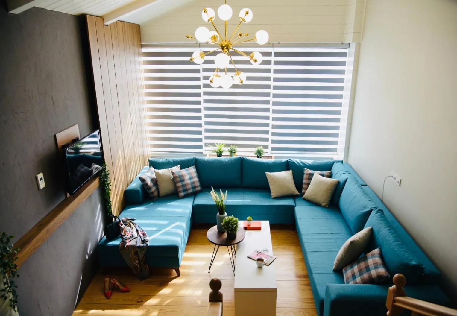 Living room in LUXIR HOTEL