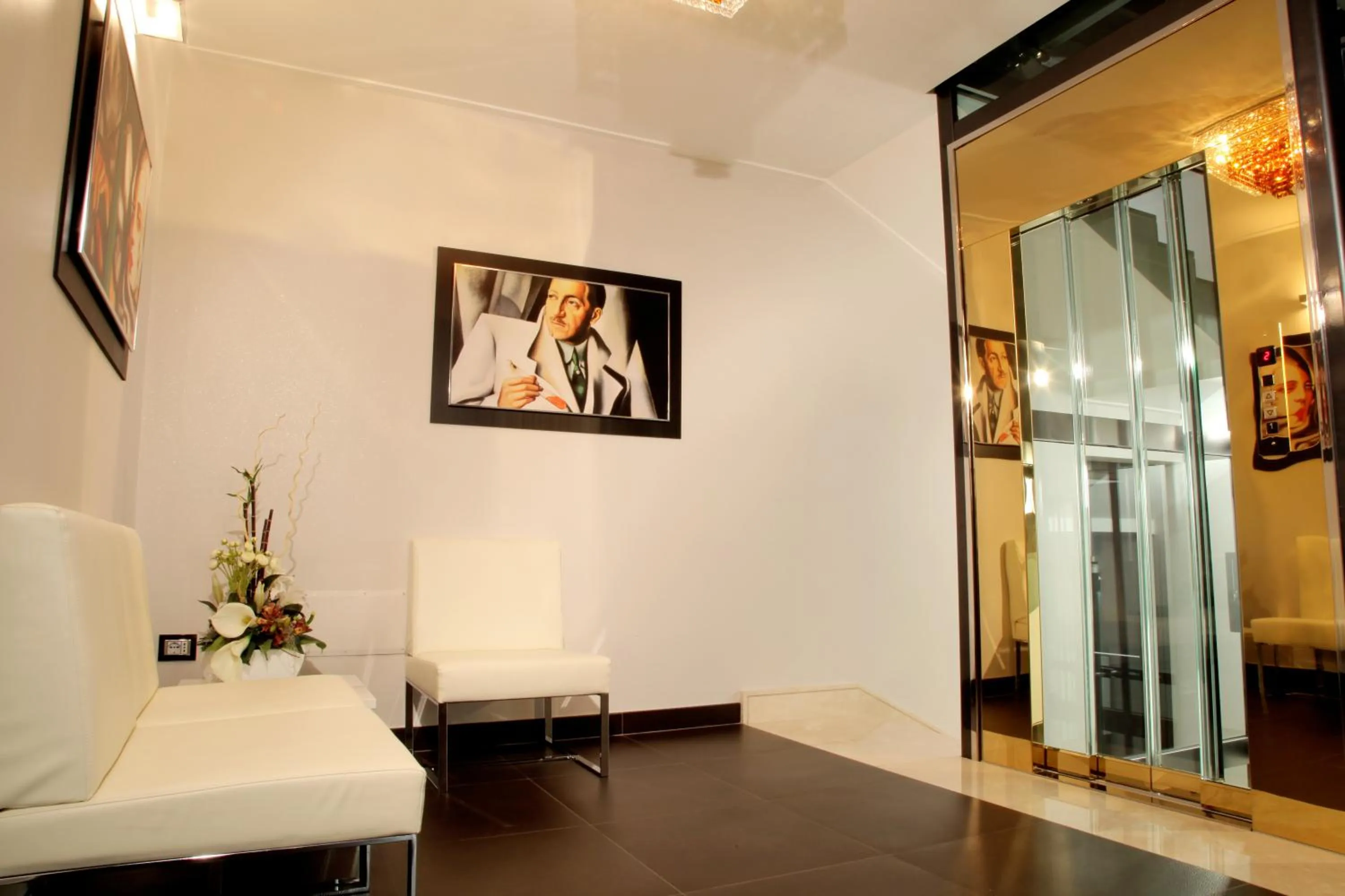 Decorative detail in Hotel Cenacolo