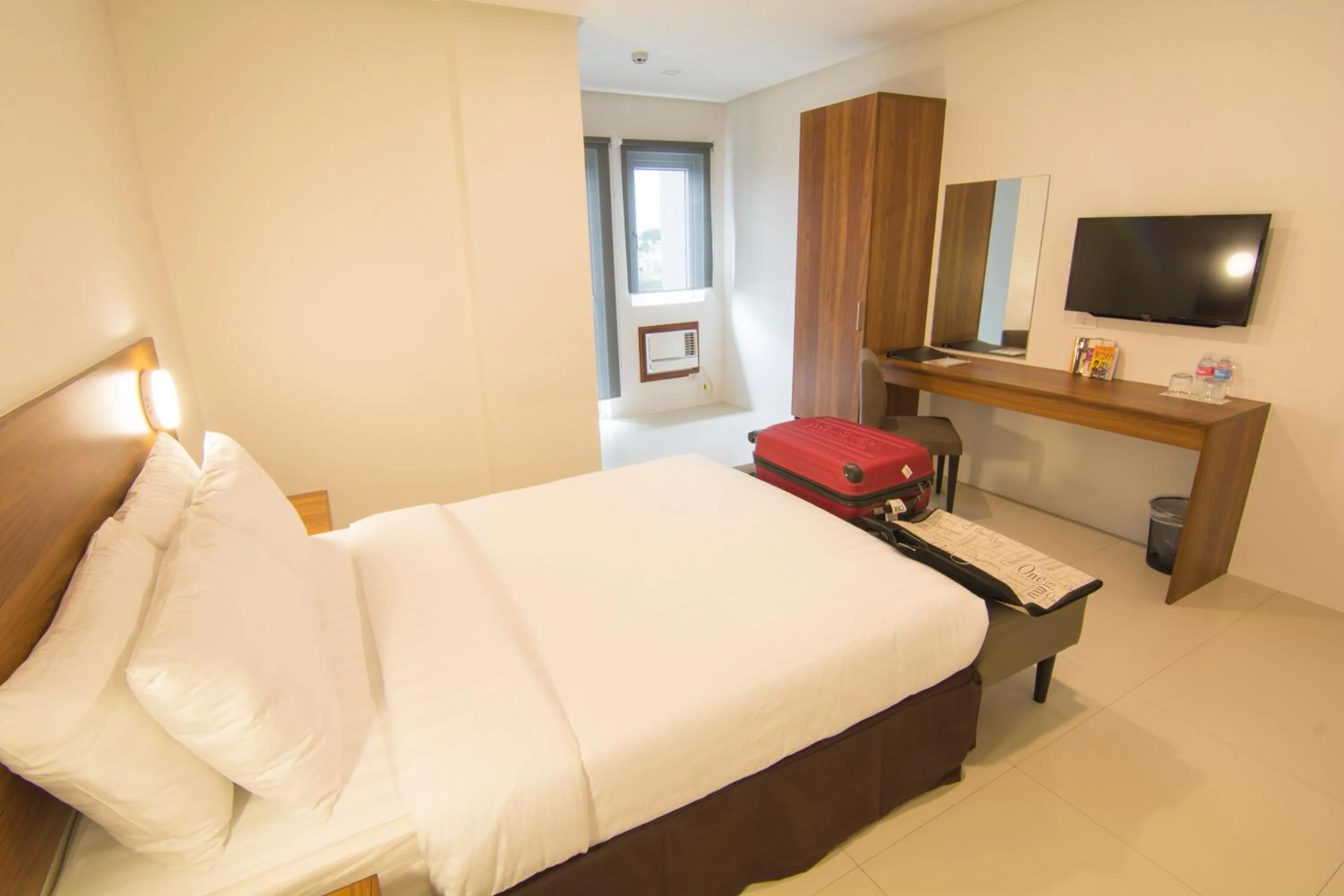 Bedroom, Bed in Mango Suites Cauayan
