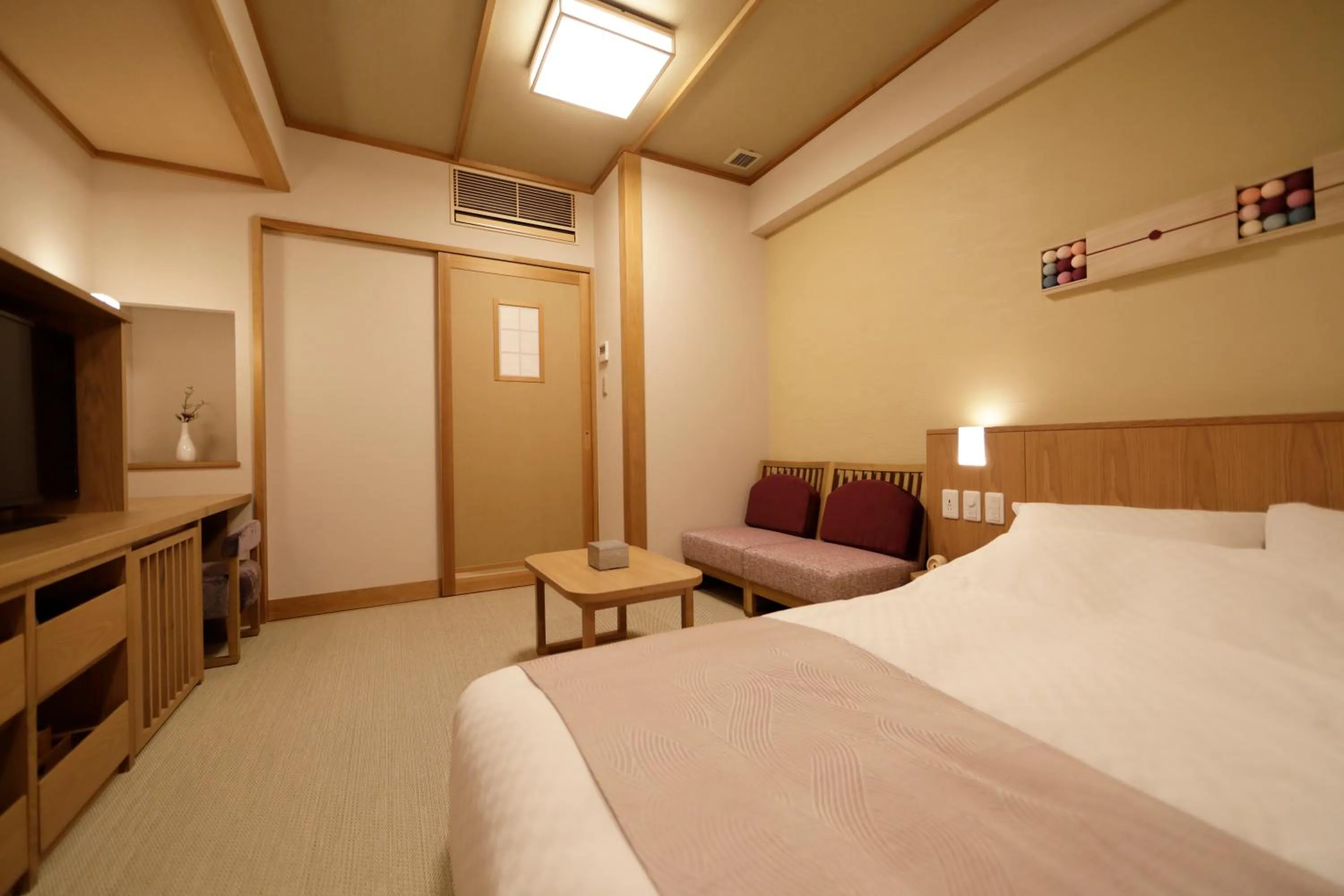 Bed in Onyado Shikishima-kan