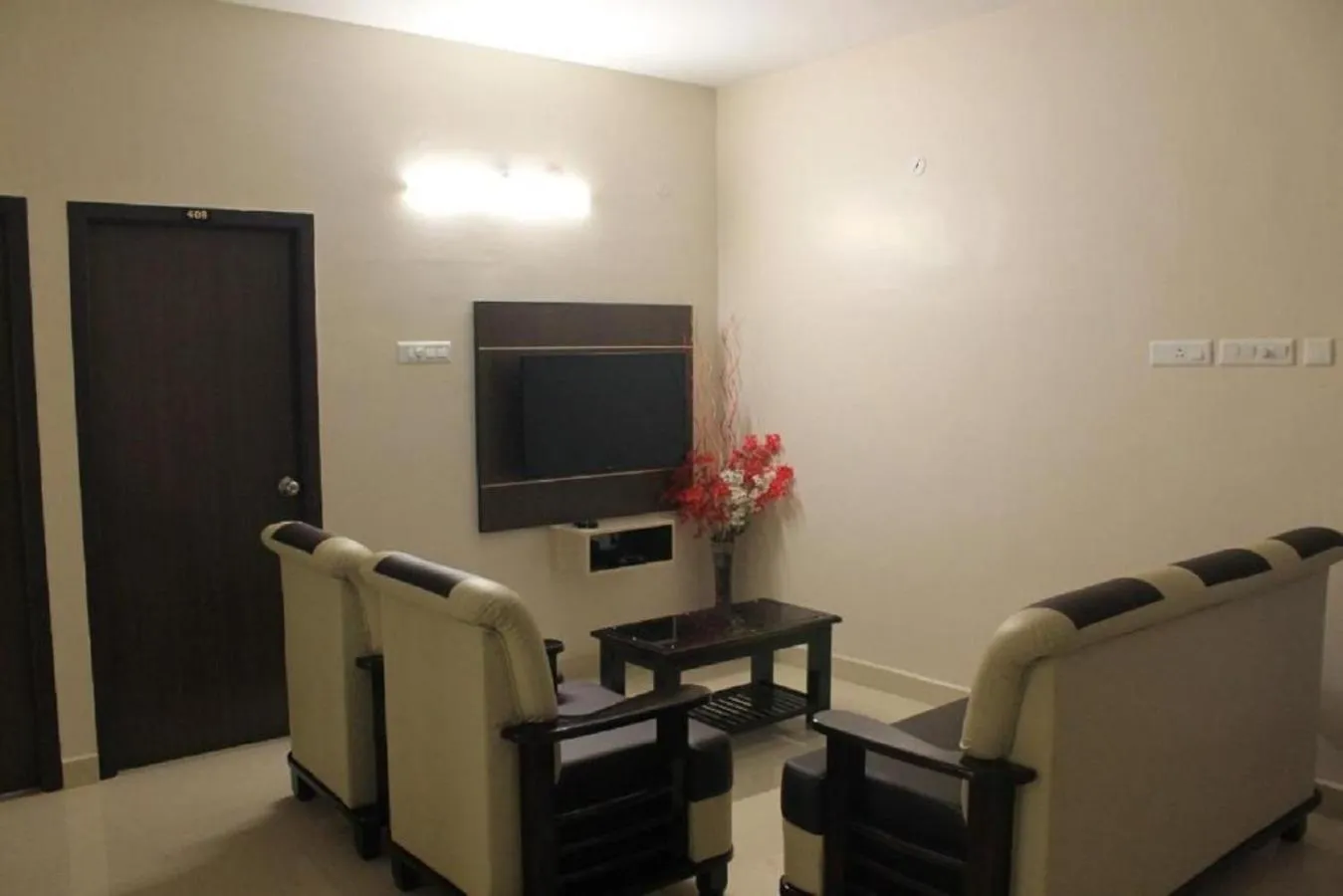 TV and multimedia in Viswa Residency by Azalea