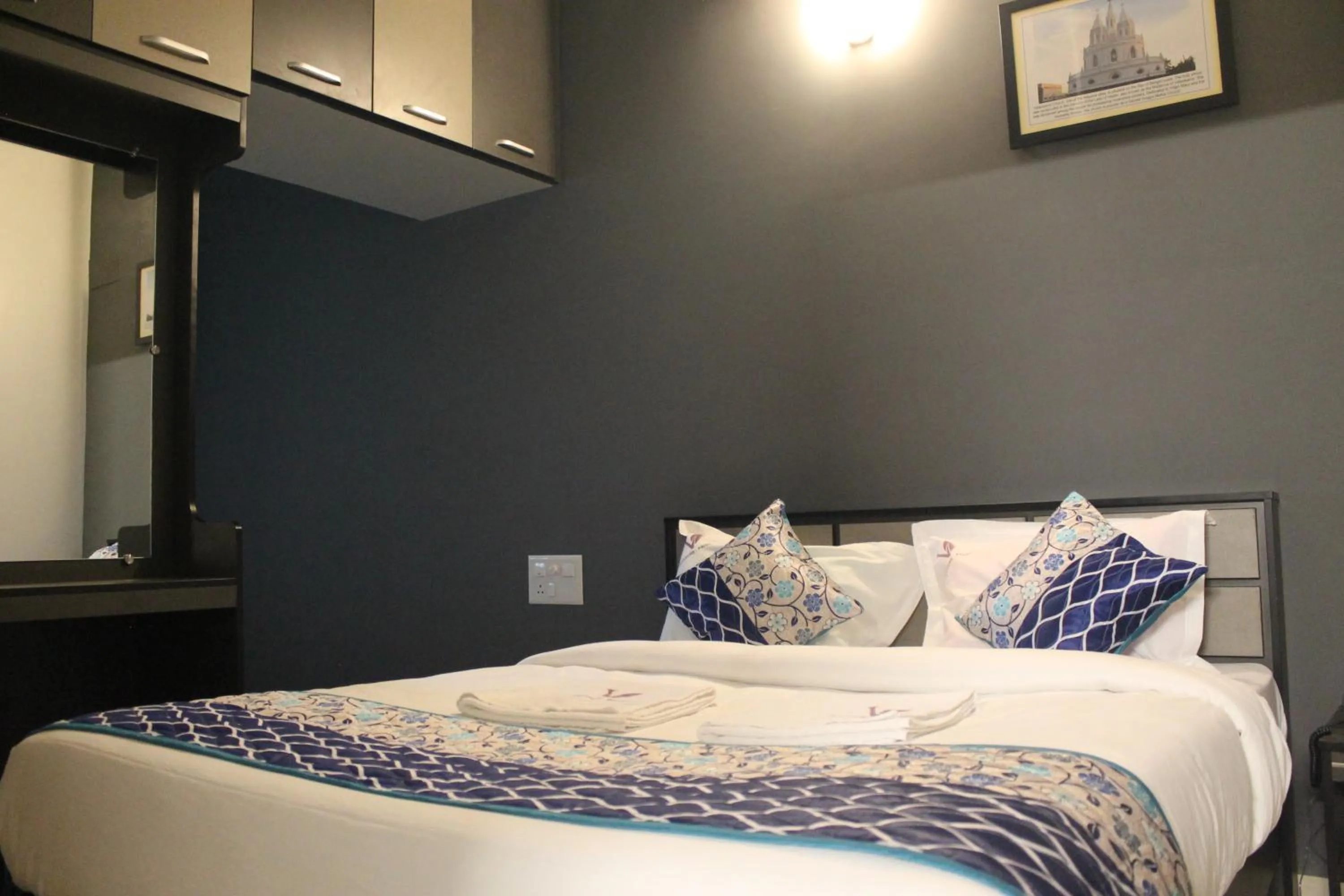 Photo of the whole room, Bed in Viswa Residency by Azalea