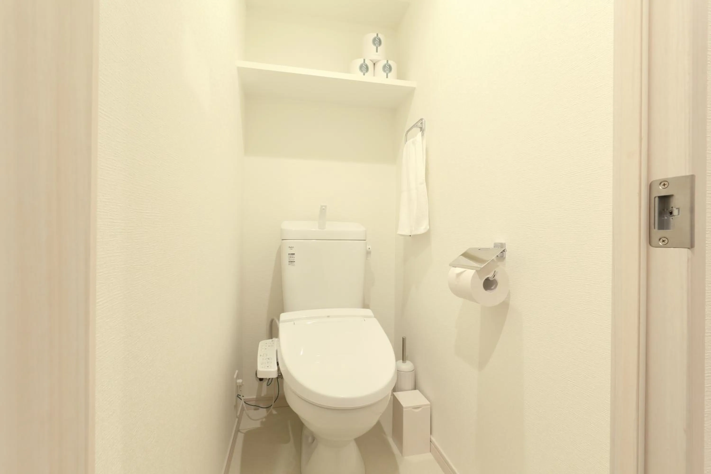 Toilet in Residence Hotel Hakata 20
