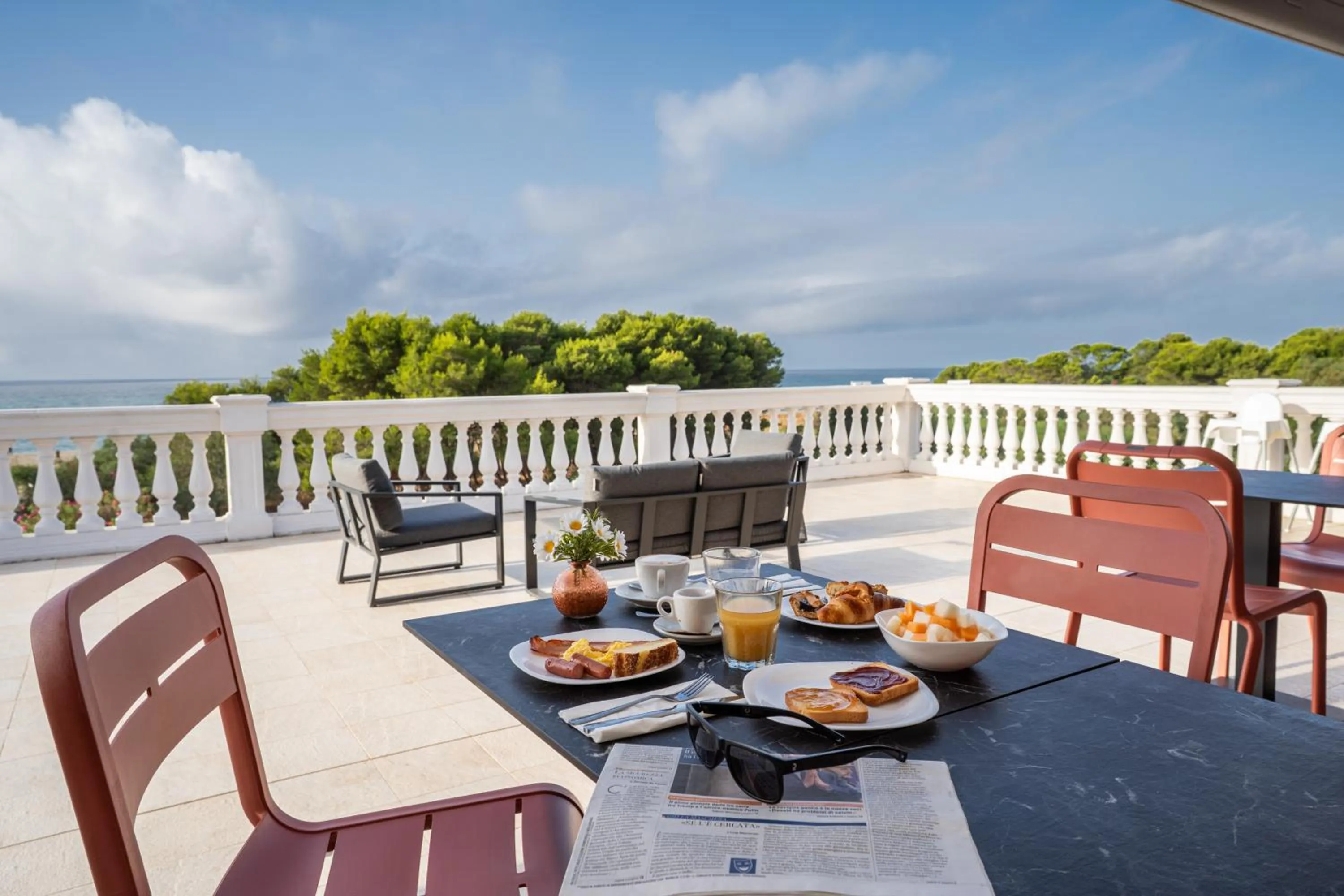 Restaurant/places to eat in Santa Monica Resort