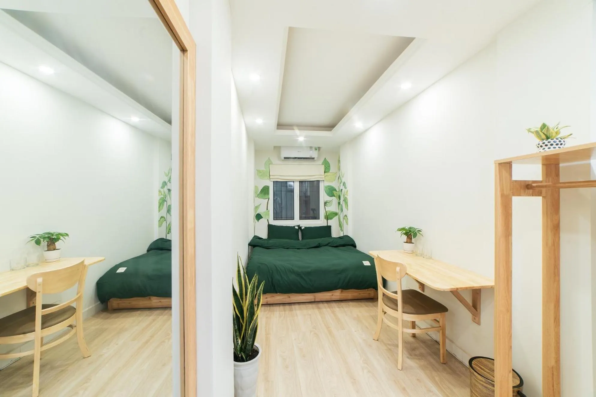 Bed in Graffiti Hotel