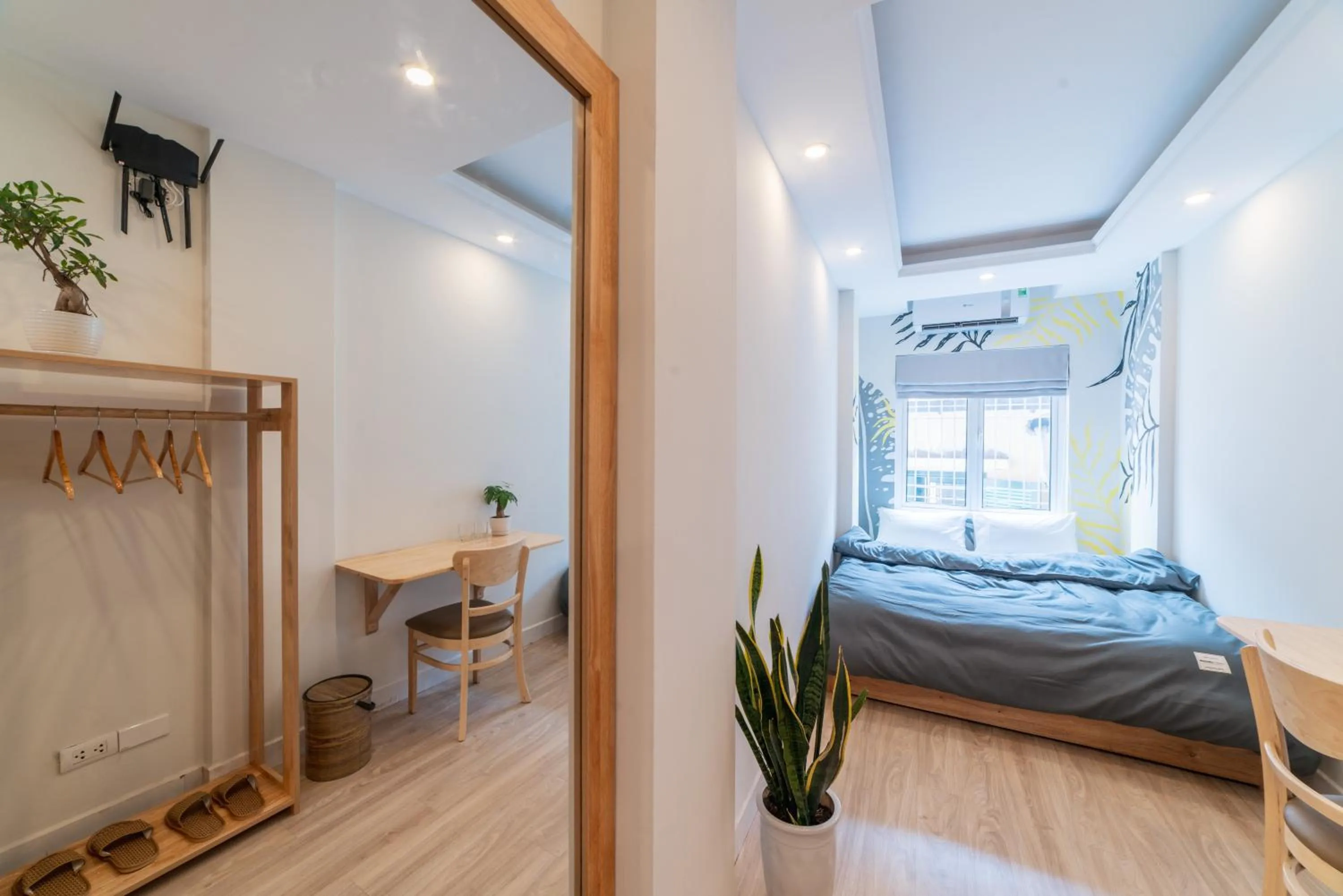 Photo of the whole room, Bed in Graffiti Hotel