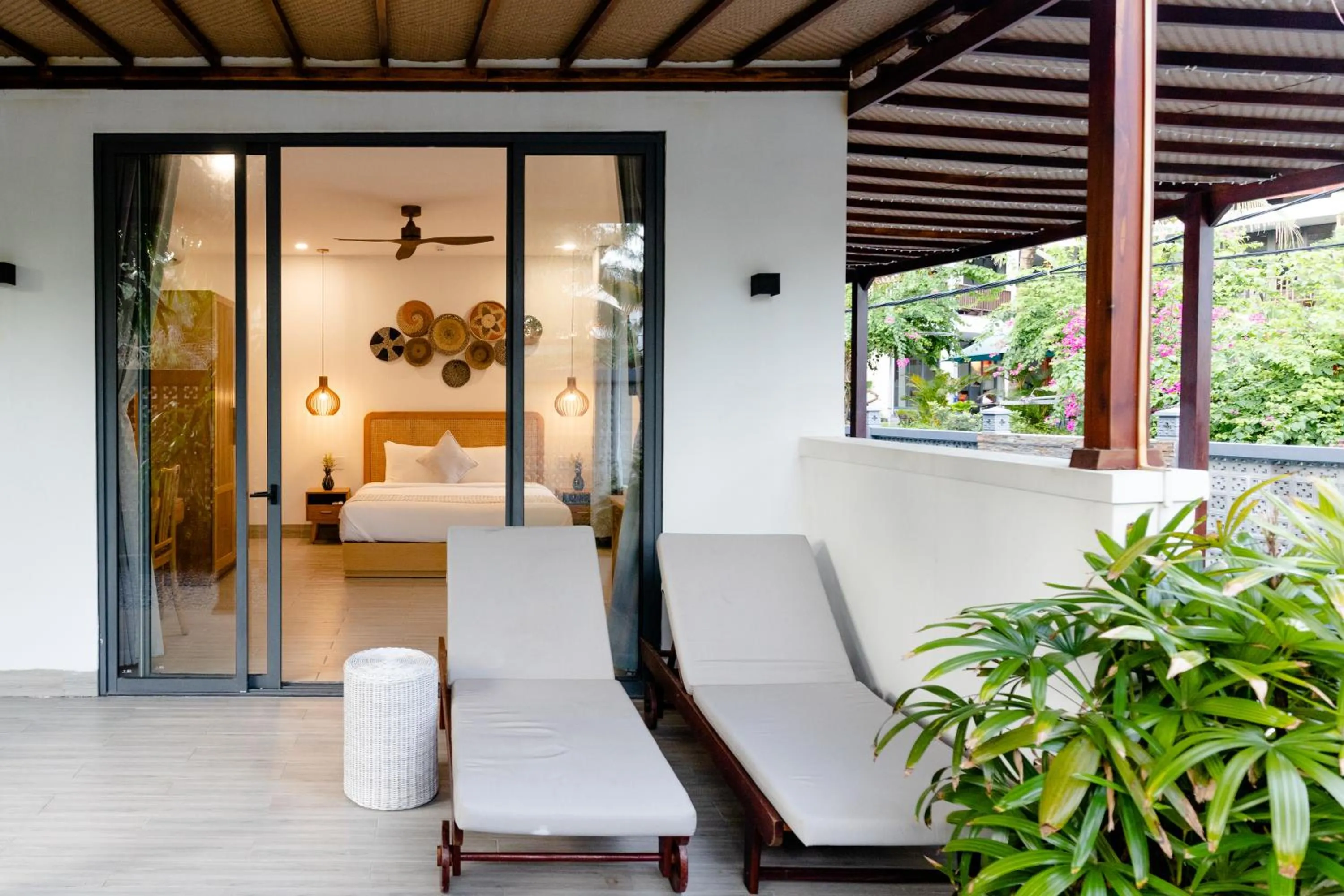 Bedroom in The Watermark Beachside Hotel