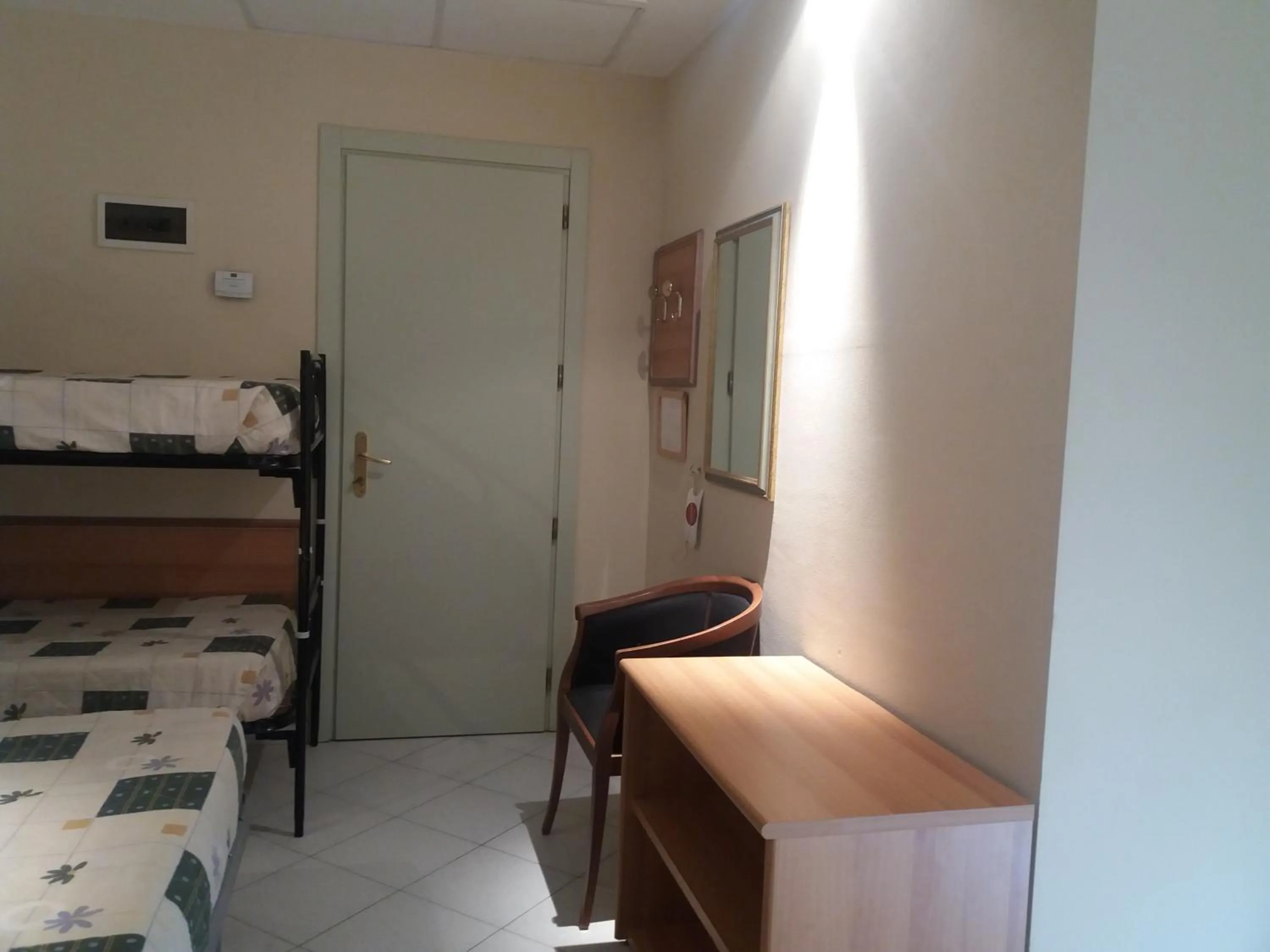 bunk bed, Bed in Hotel Al Ragno