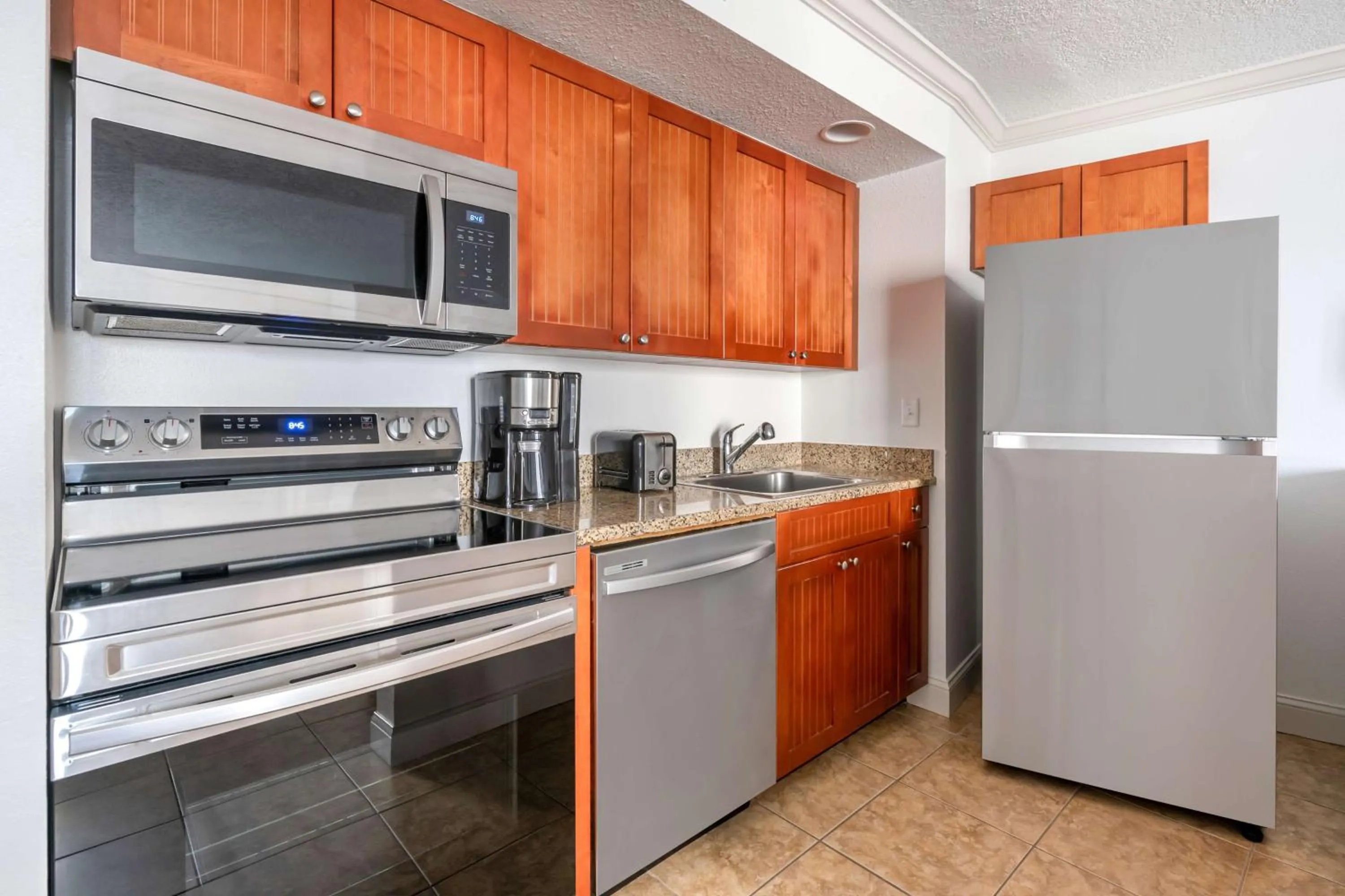 Coffee/tea facilities in Hilton Vacation Club The Cove on Ormond Beach