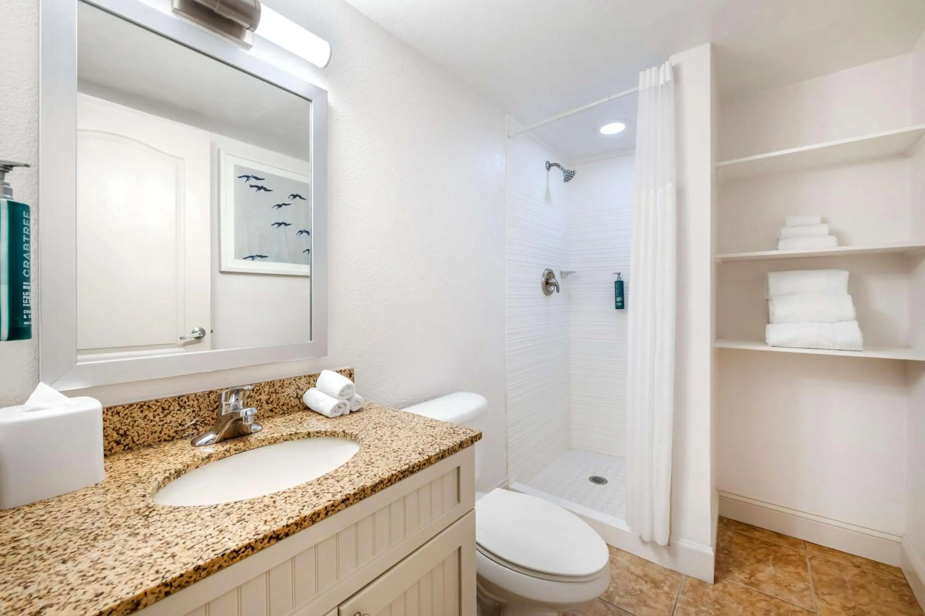 Shower in Hilton Vacation Club The Cove on Ormond Beach