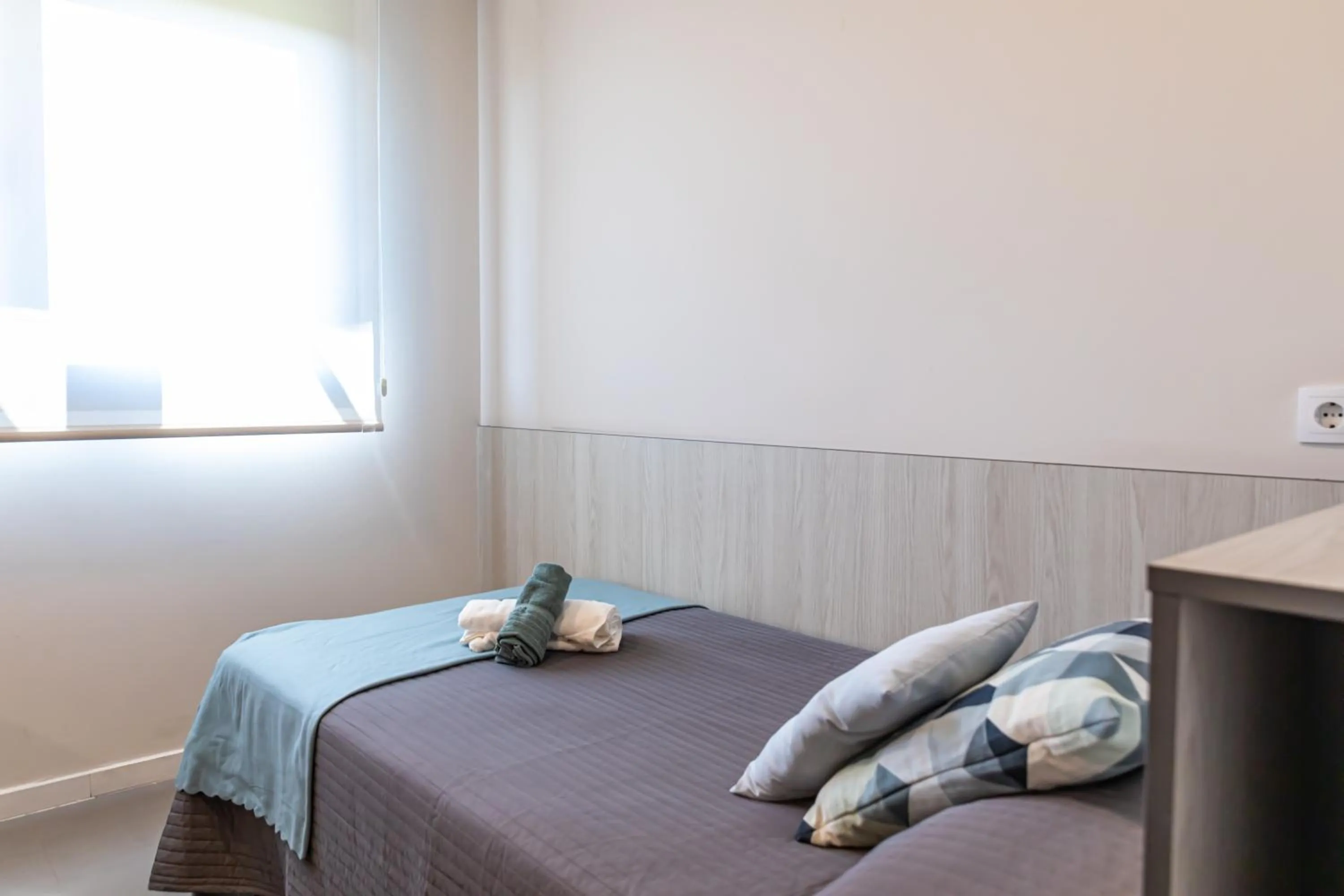 Photo of the whole room, Bed in Residencia Universitaria Resa Campus Málaga