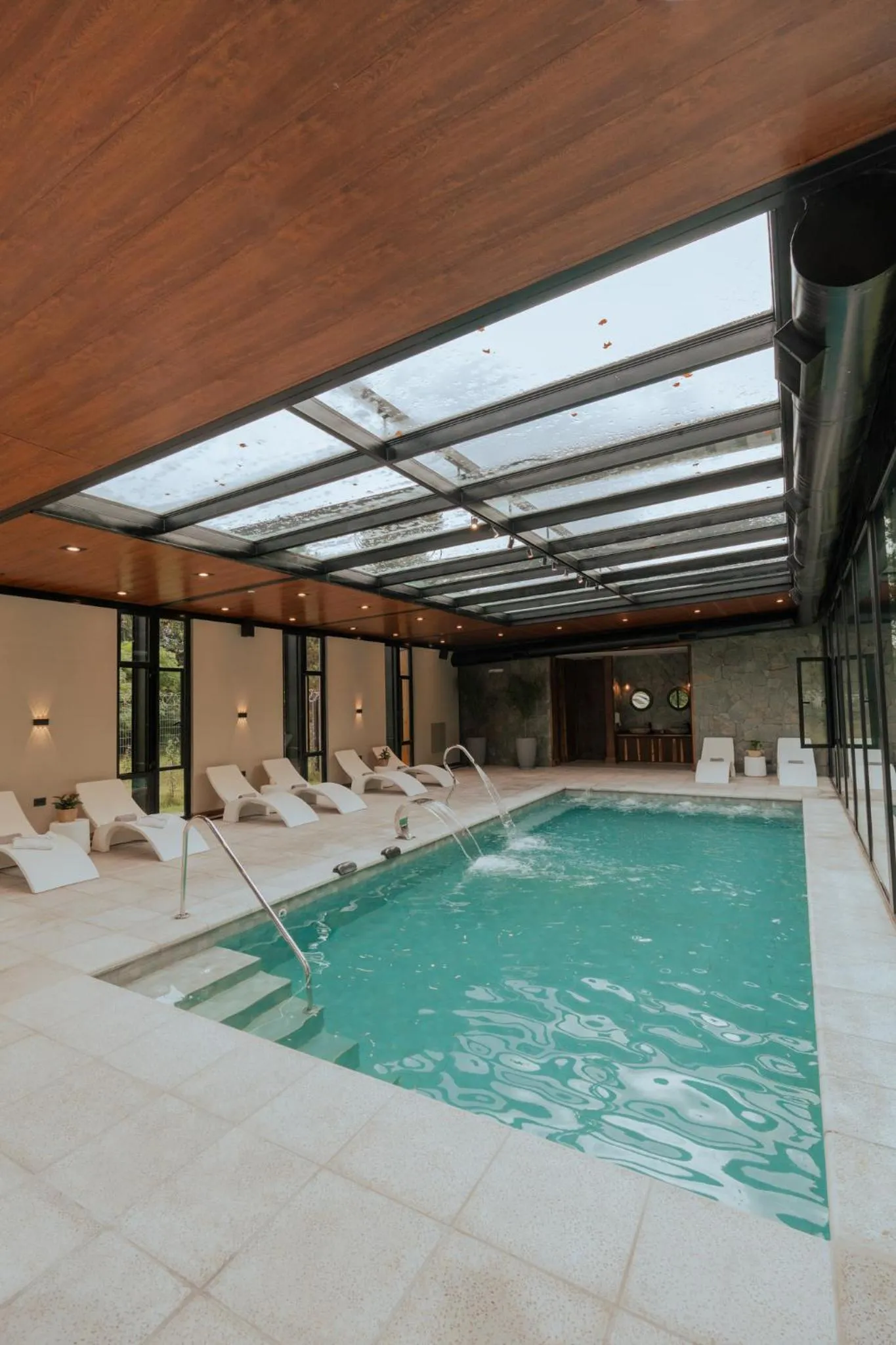 Swimming pool in La Urumpta Hotel, AKEN MIND