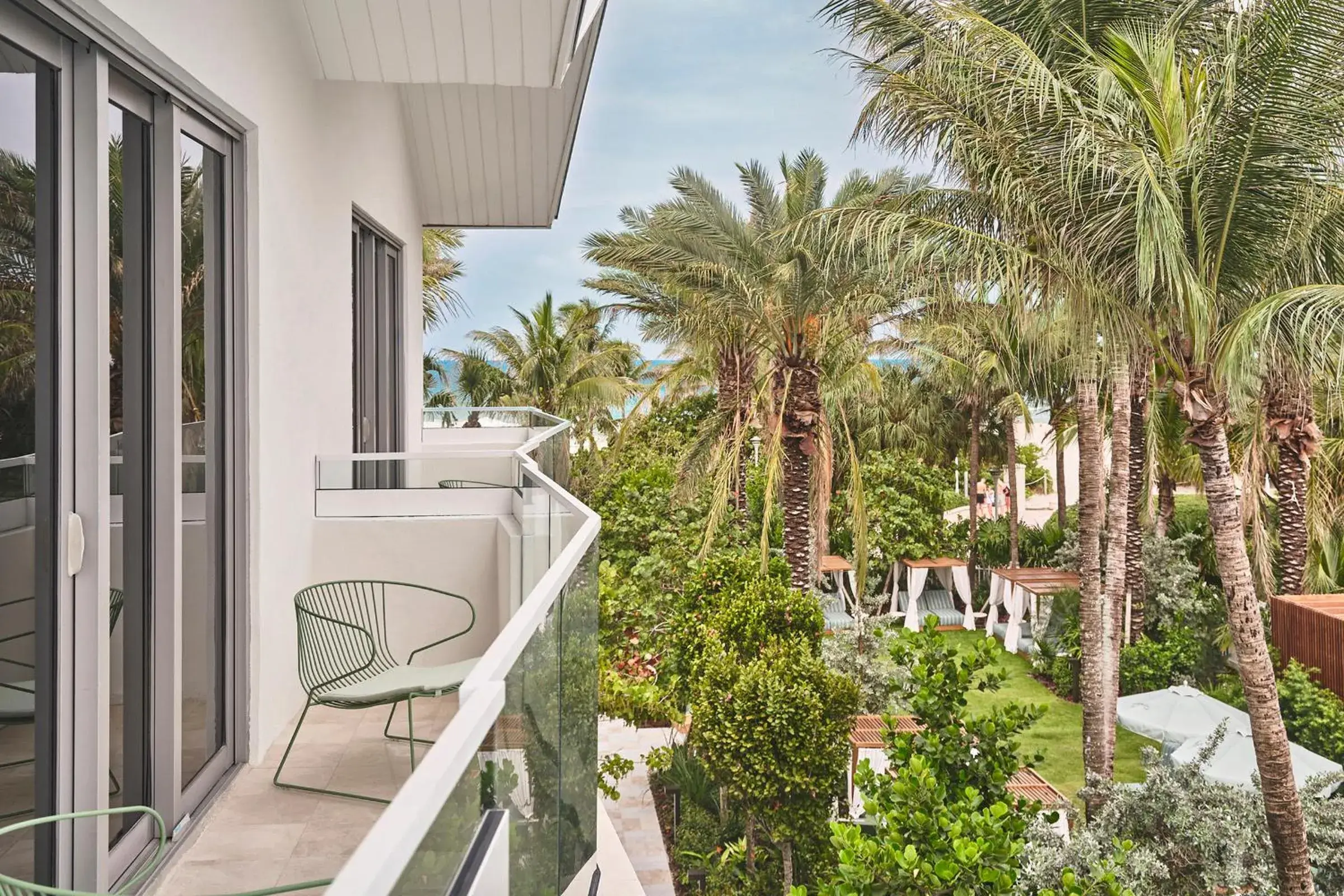 Two-Bedroom Pool Villa Suite in The Shelborne by Proper Two-Bedroom Pool Villa Suite in The Shelborne by Proper