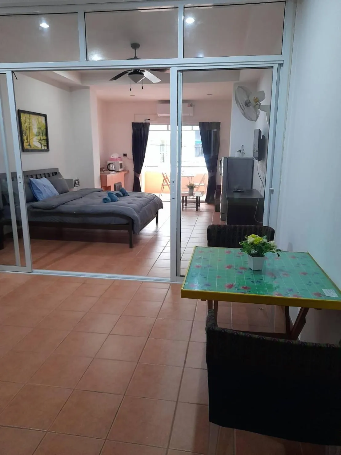 Bed in White House By Sorot ตึกขาวโดยโสรฬ