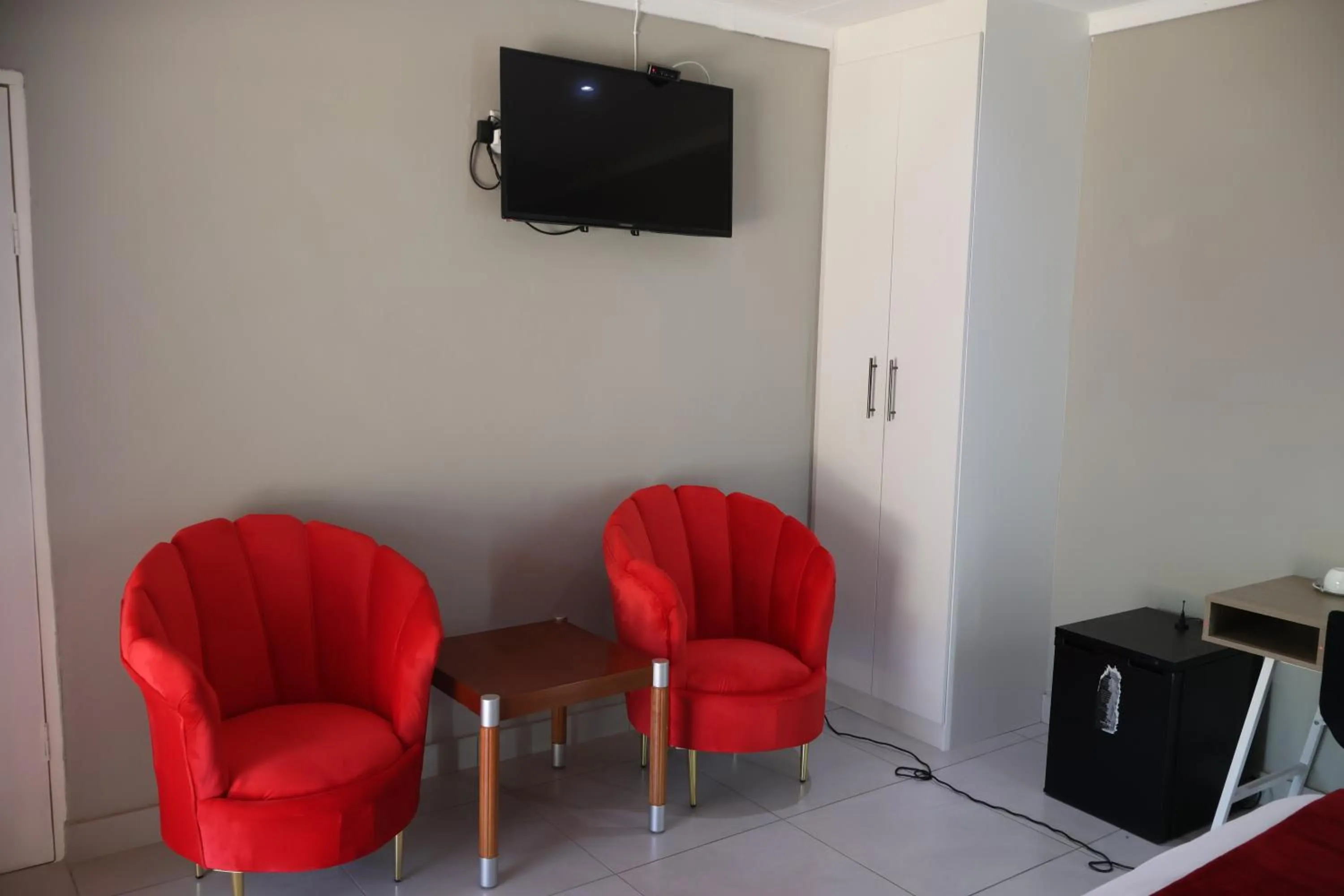 Seating area in Boksburg Hotel