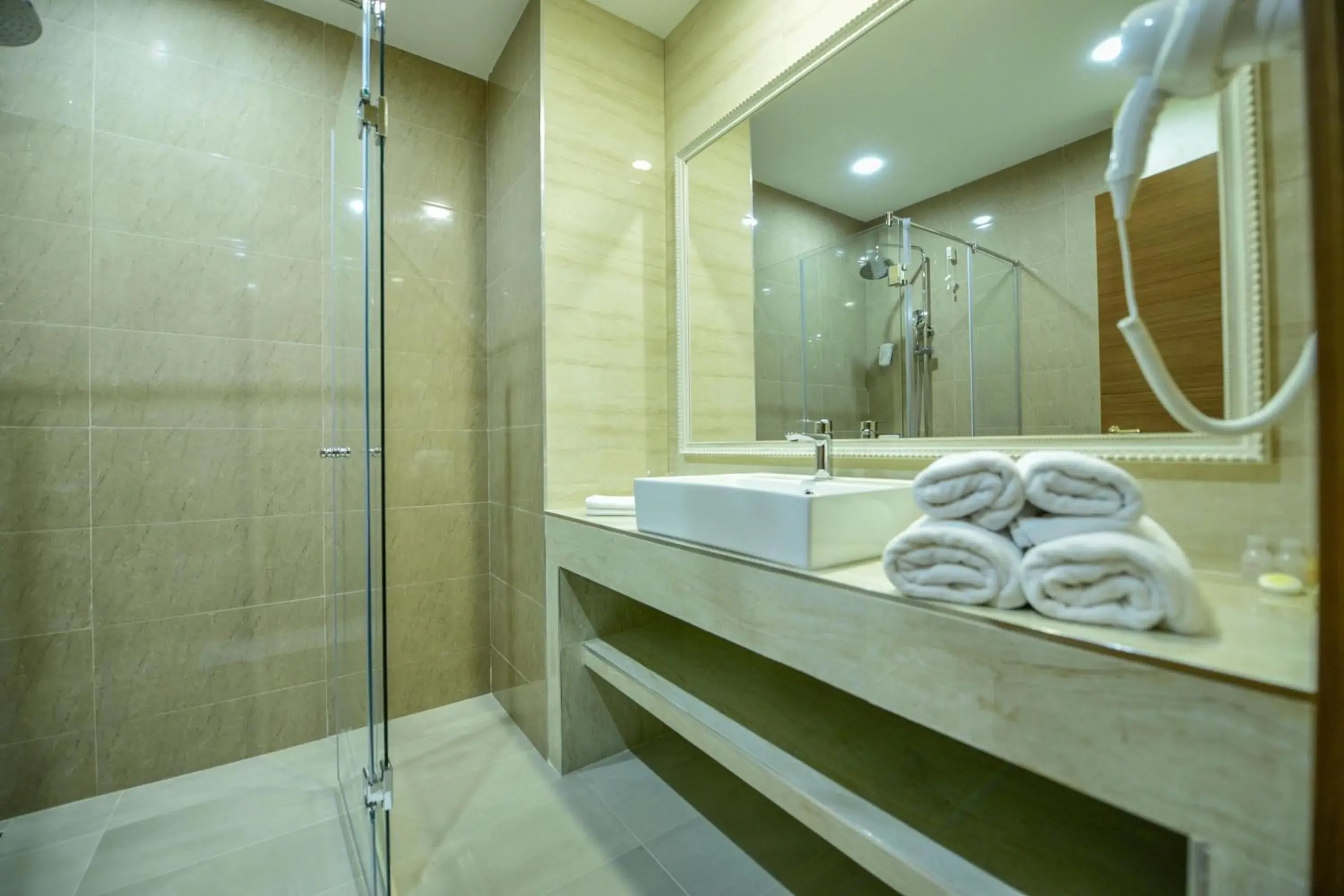 Comfort Triple Room in Hotel Lazaro Comfort Triple Room in Hotel Lazaro