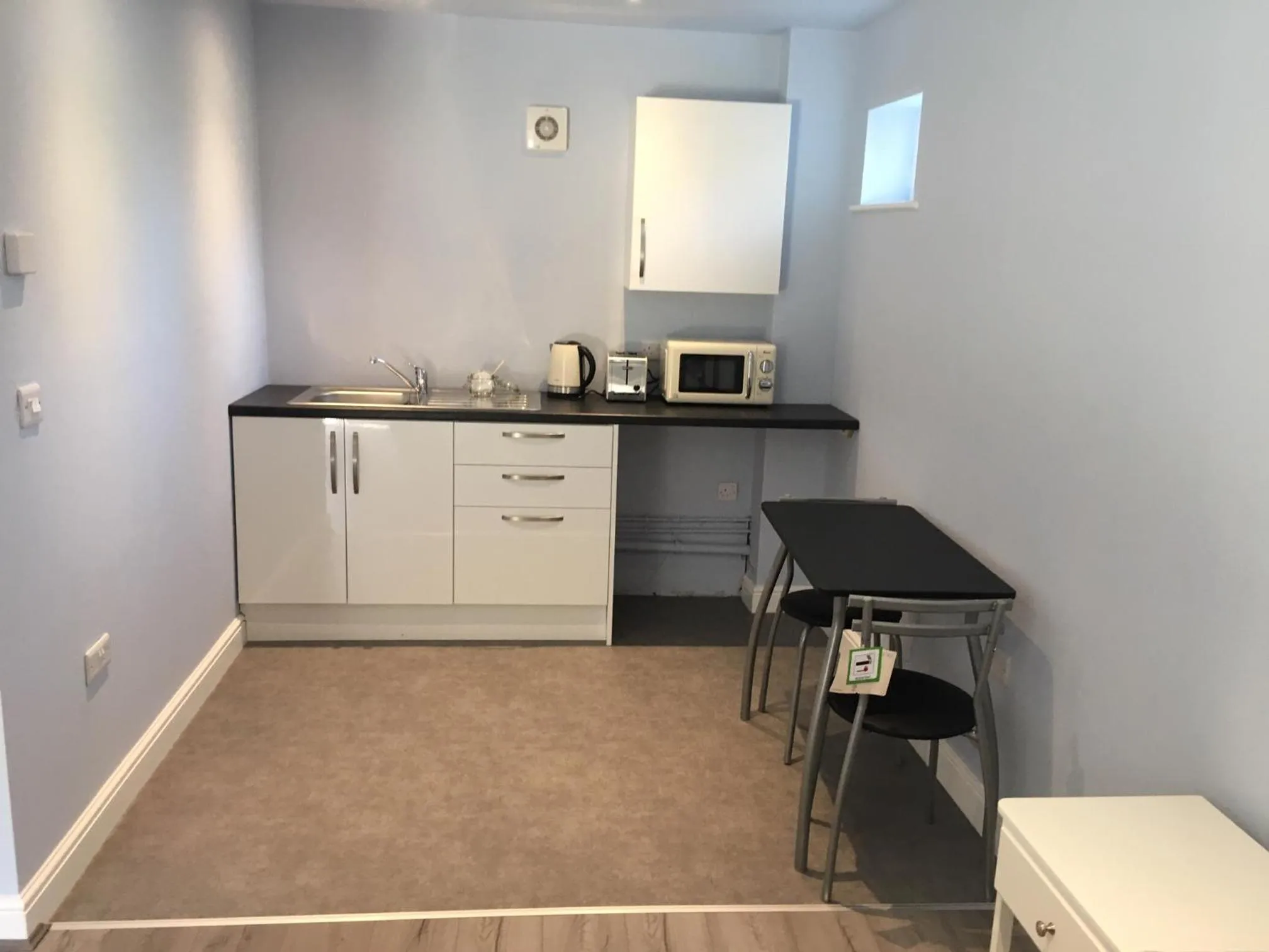 Kitchen or kitchenette in Swans Nest