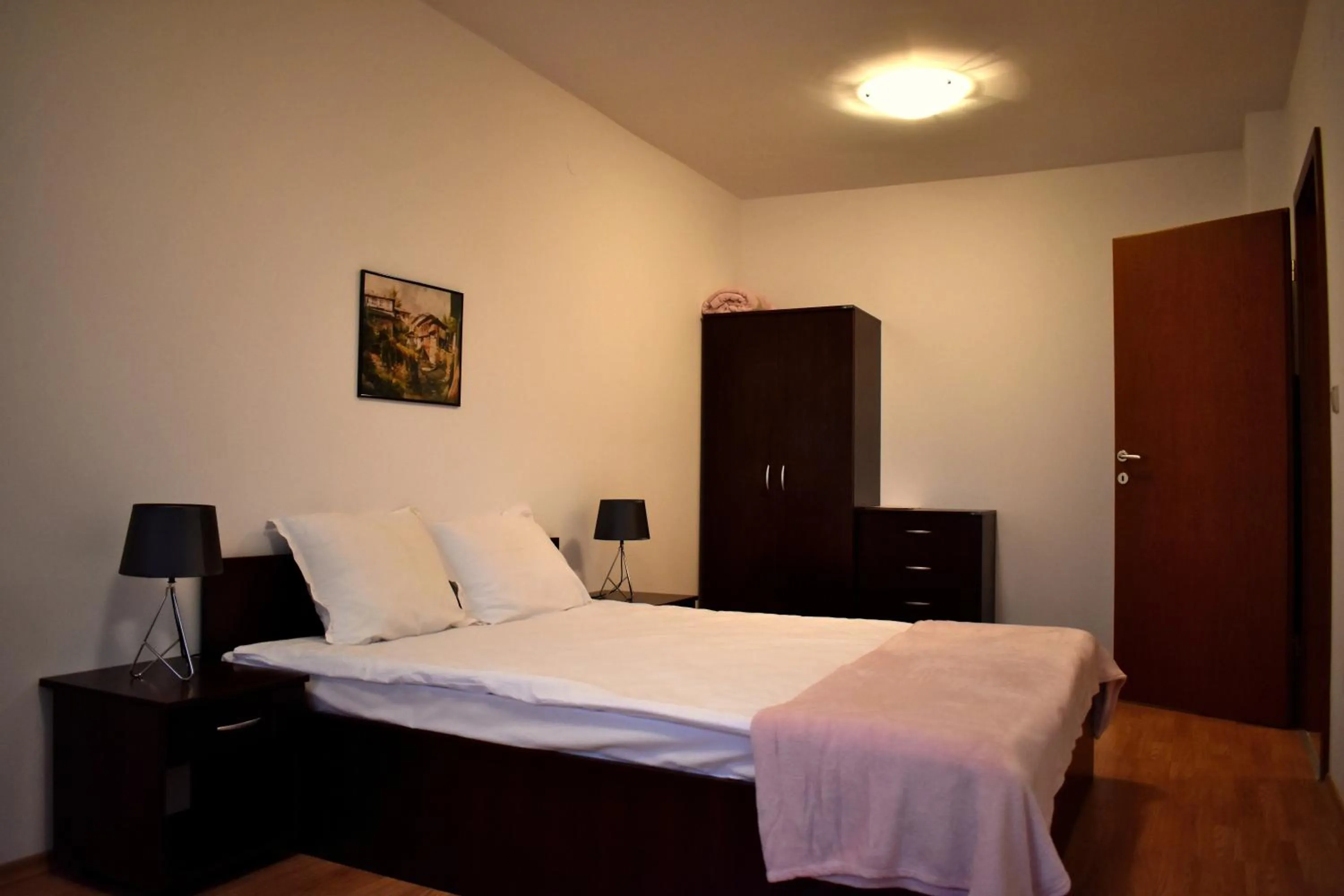 Bed in Aspen Ski and Golf Resort