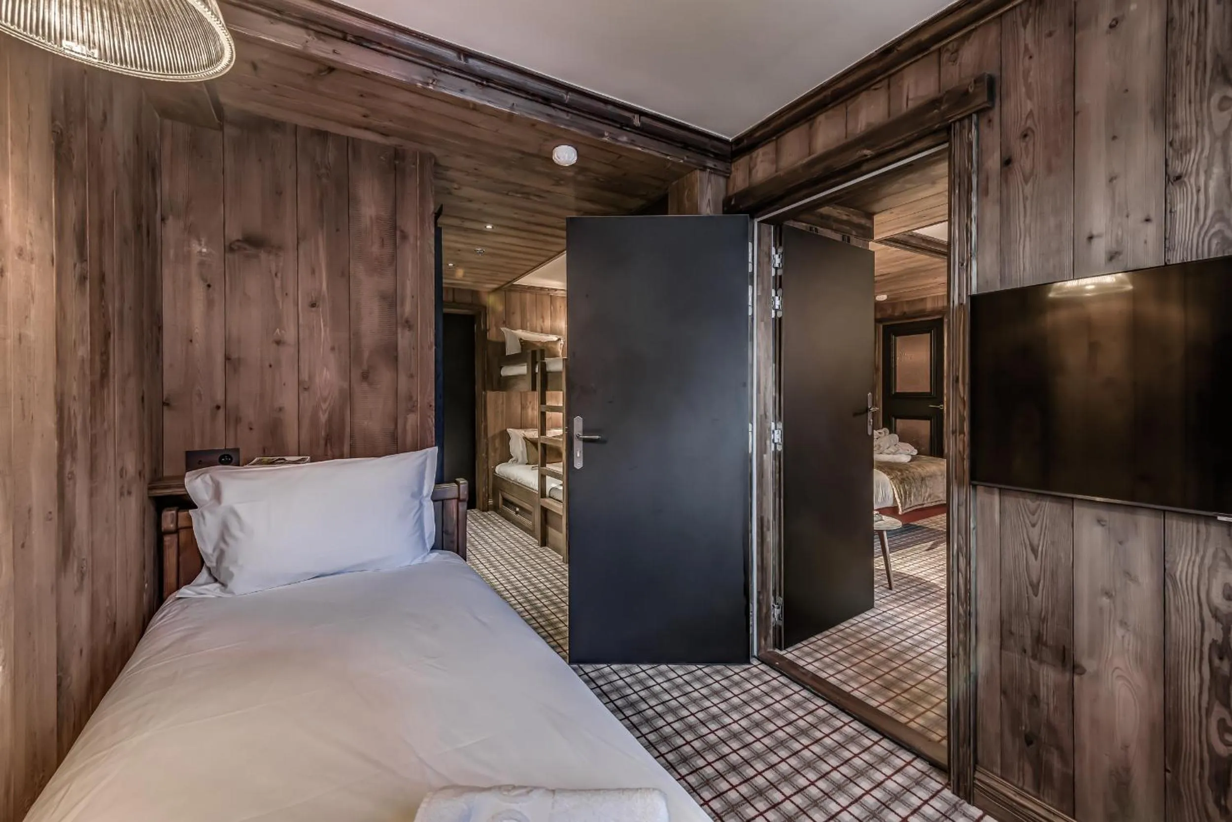 Bed in Hotel & Spa Le Val d'Isère