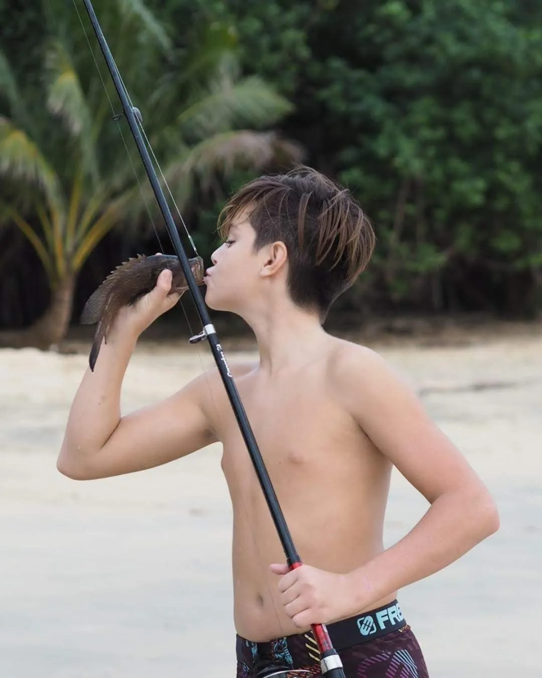 People in O Little Tent de Koh Chang