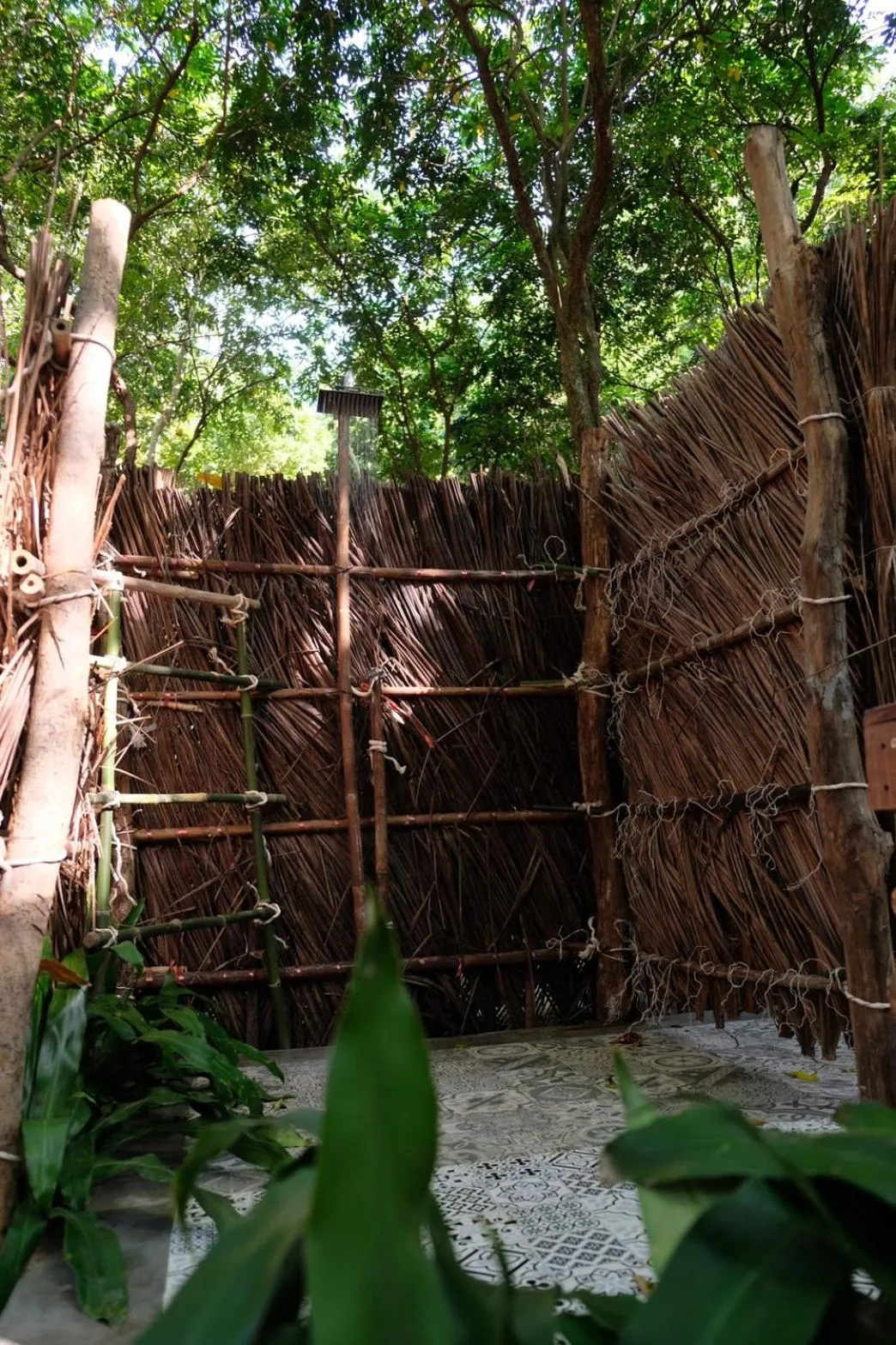 Shower in O Little Tent de Koh Chang