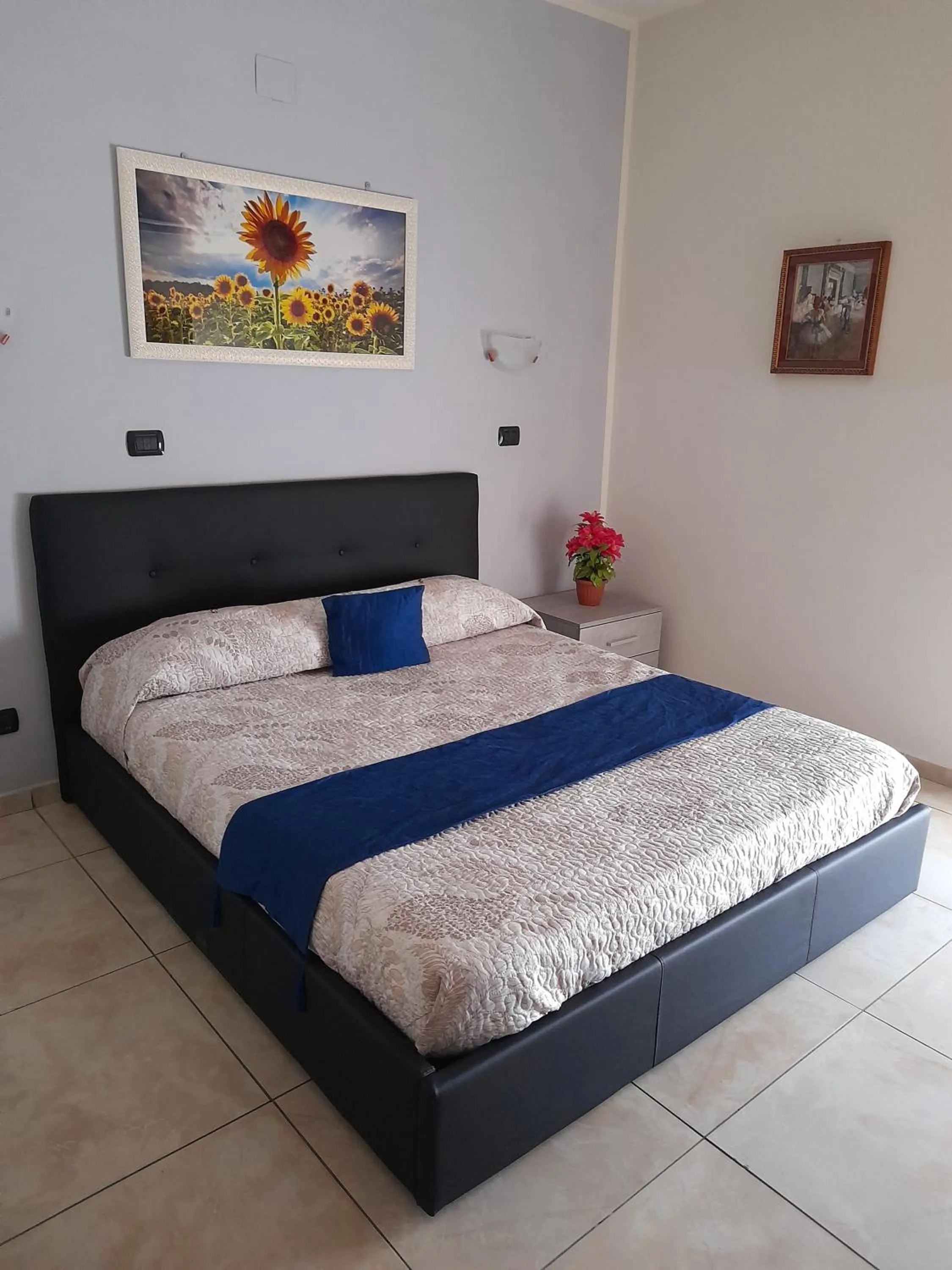 Bed in Hotel De Rosa