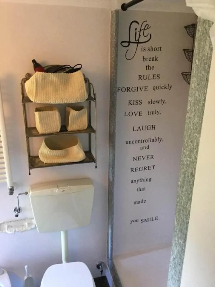 Bathroom in B&B Monferrato La Casa Sui Tetti