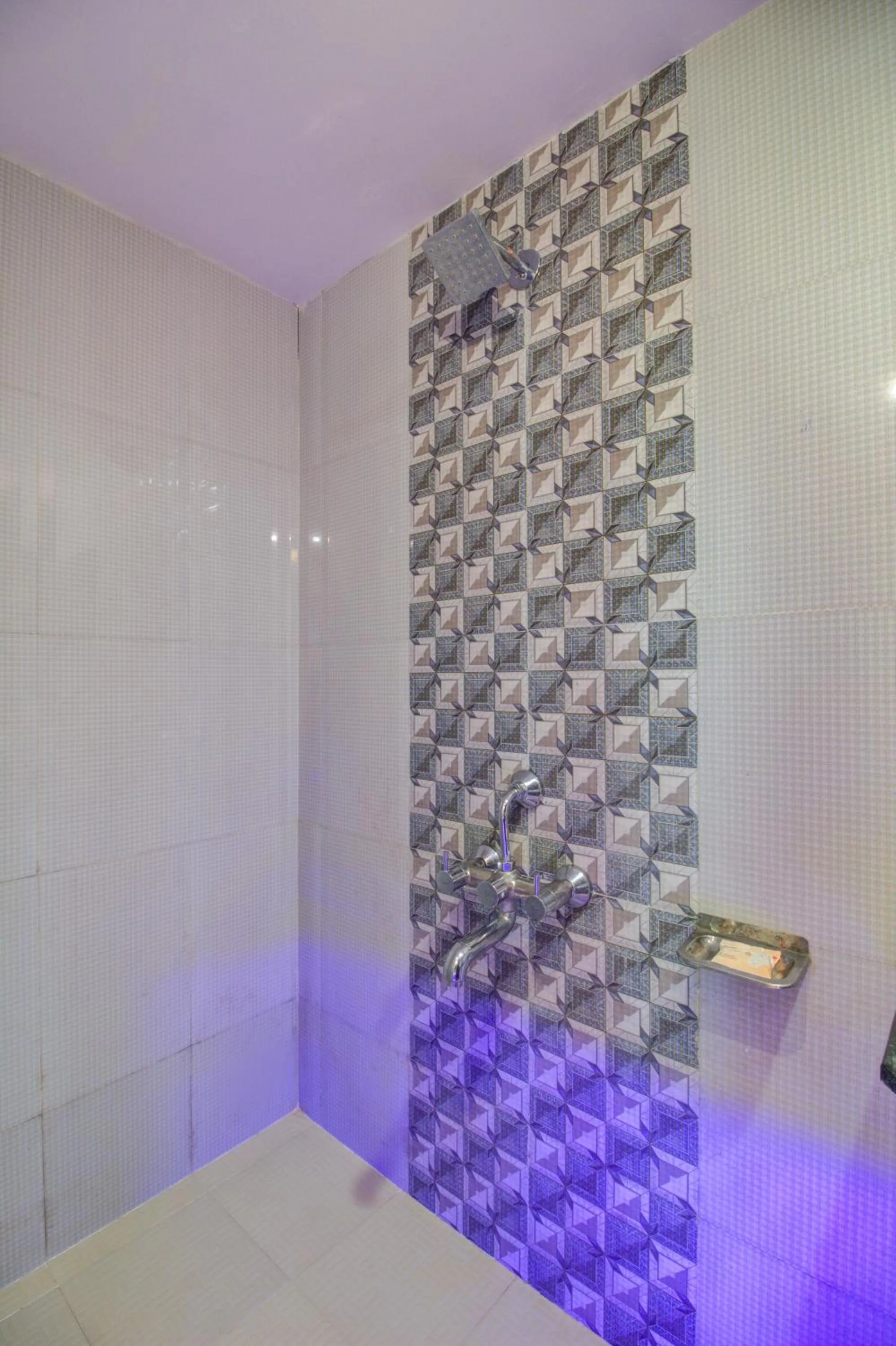 Bathroom in Evergreen Holidays Mahabaleshwar