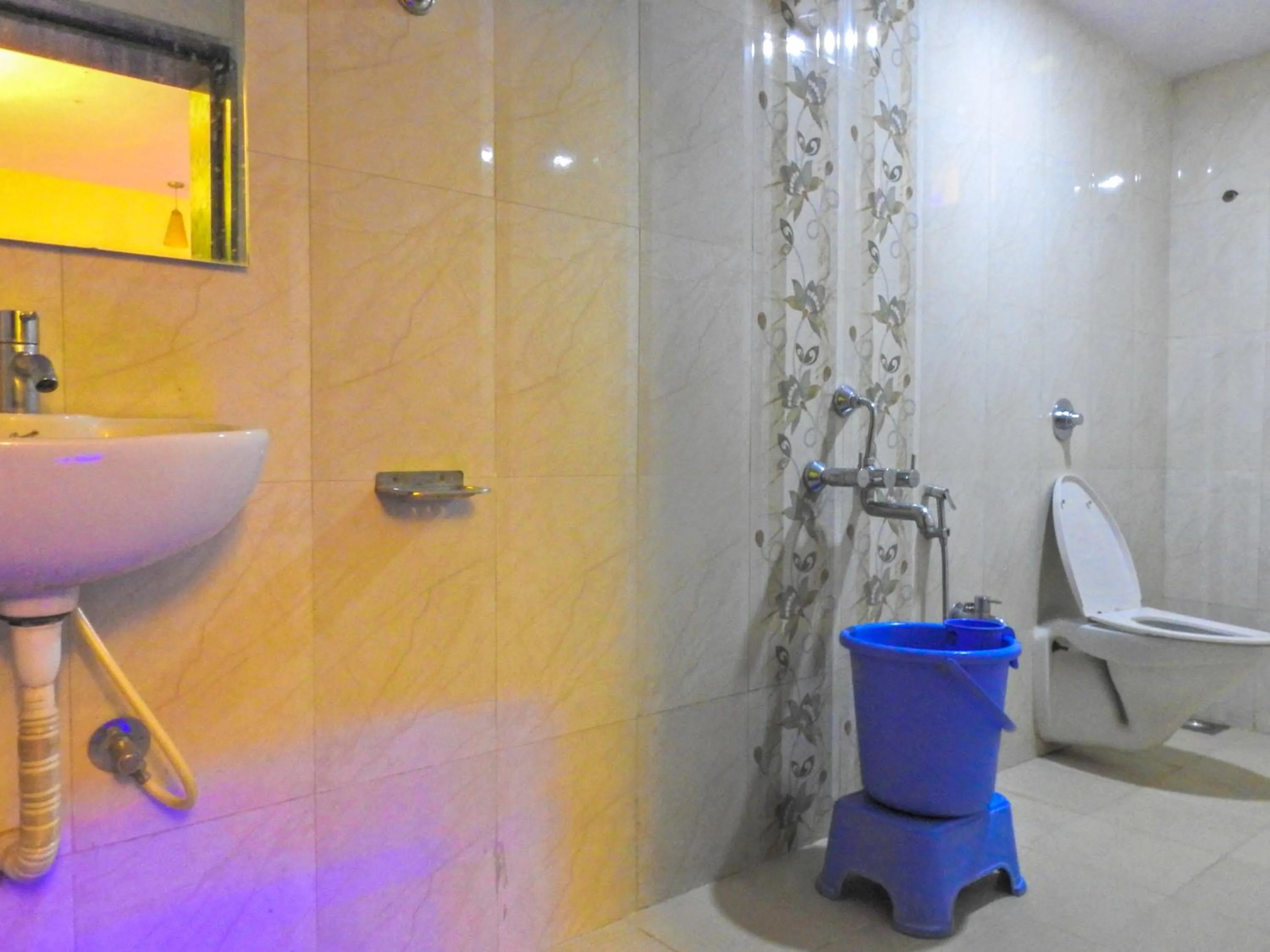 Bathroom in Evergreen Holidays Mahabaleshwar