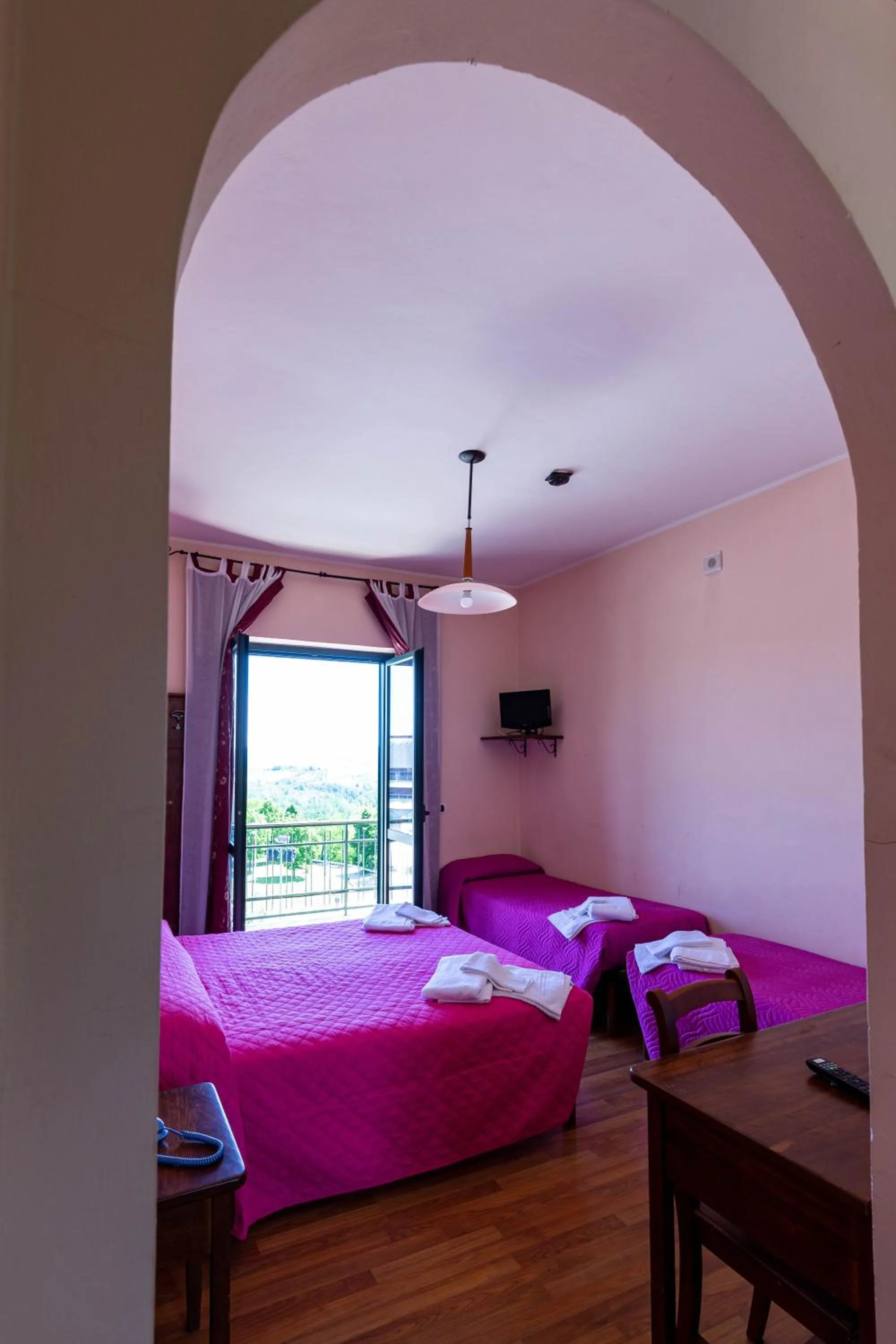 Bedroom, Bed in Hotel Pina Ristorante