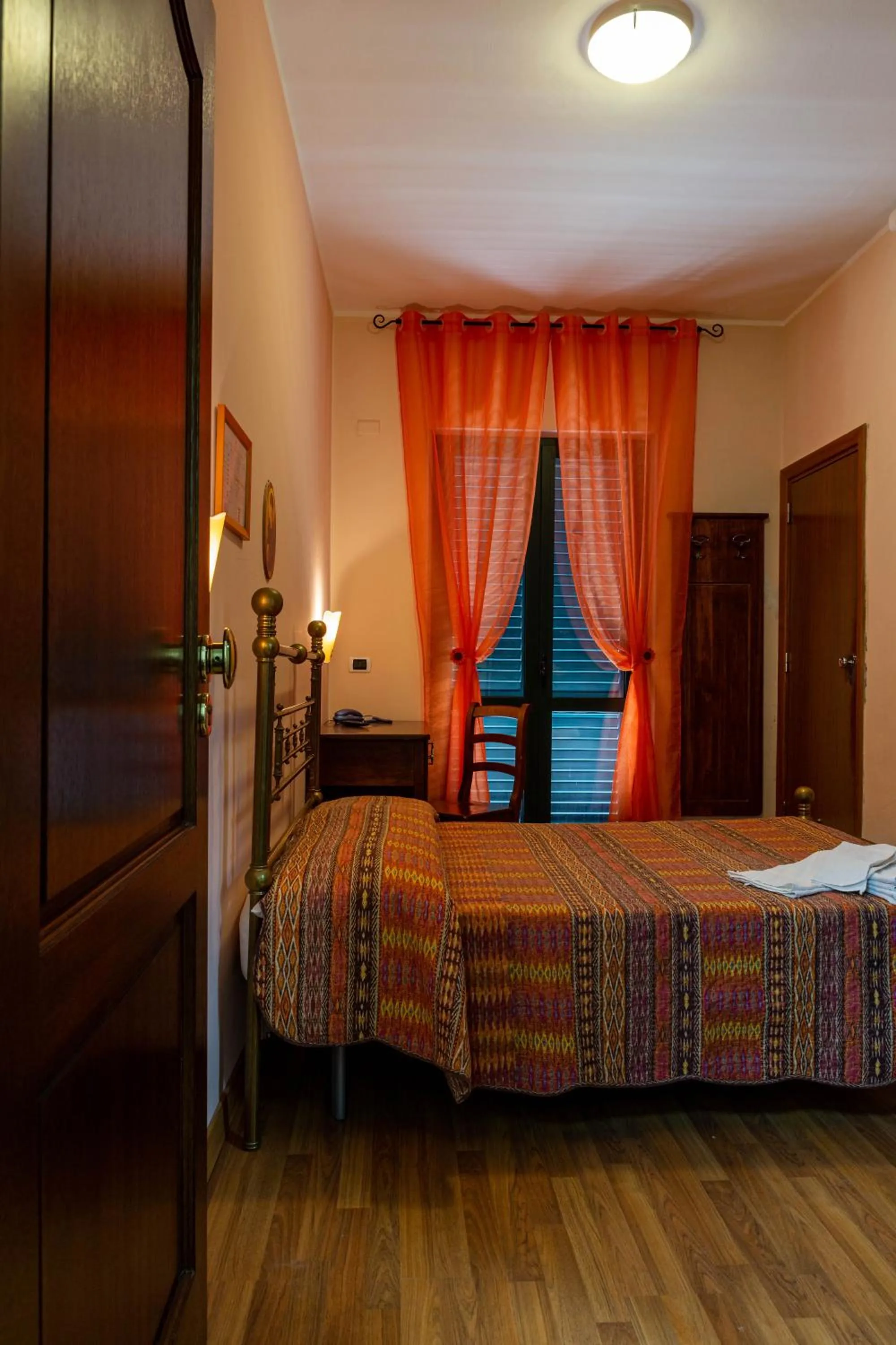 Bedroom, Bed in Hotel Pina Ristorante