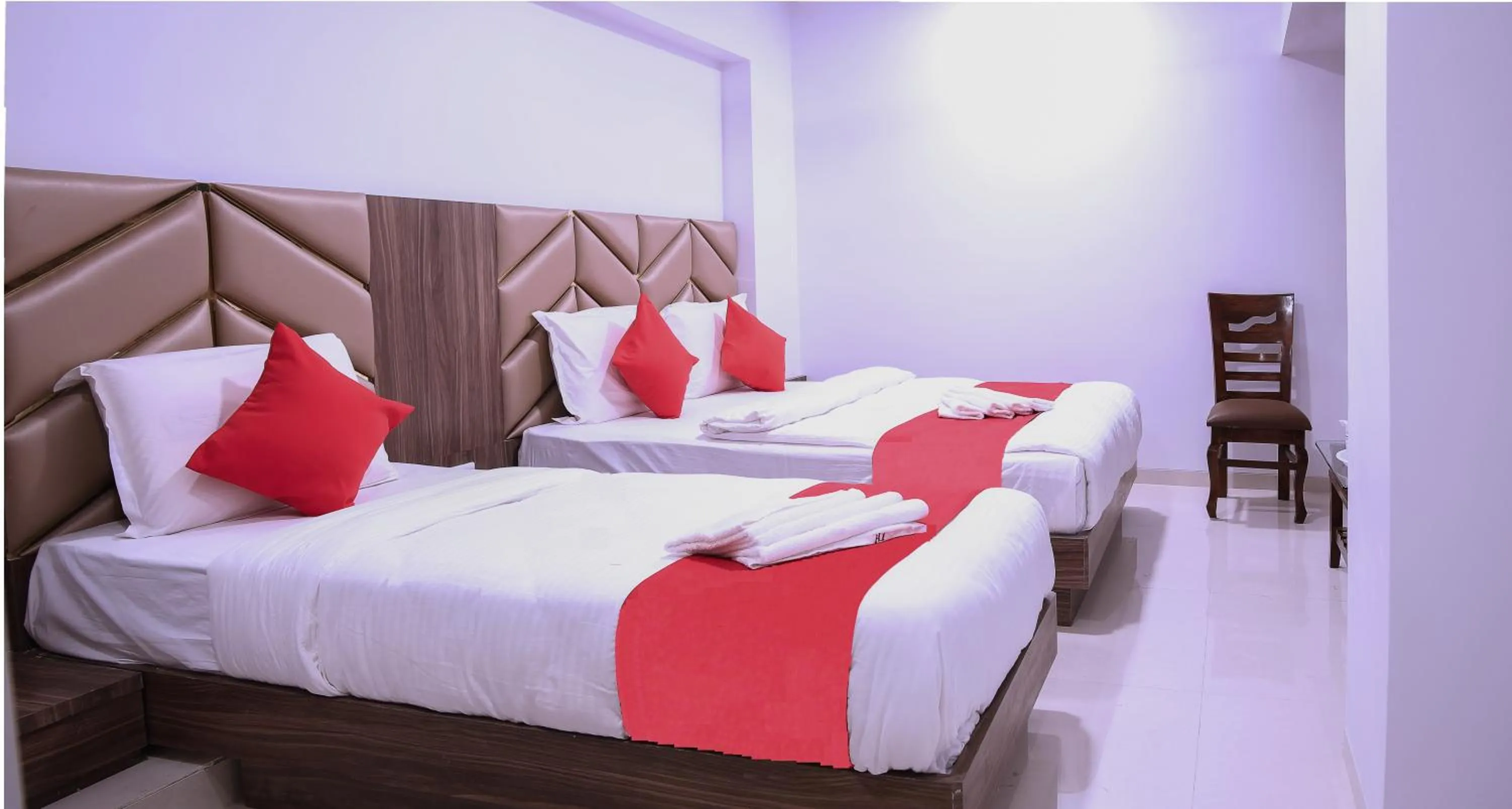 Bed in Hotel Apple Inn