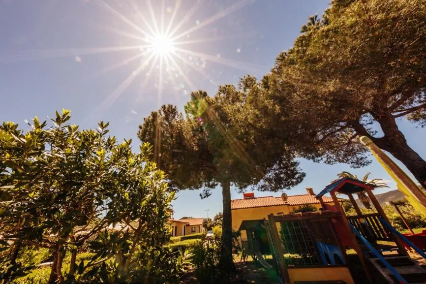 Garden view in Residence il Mandorlo