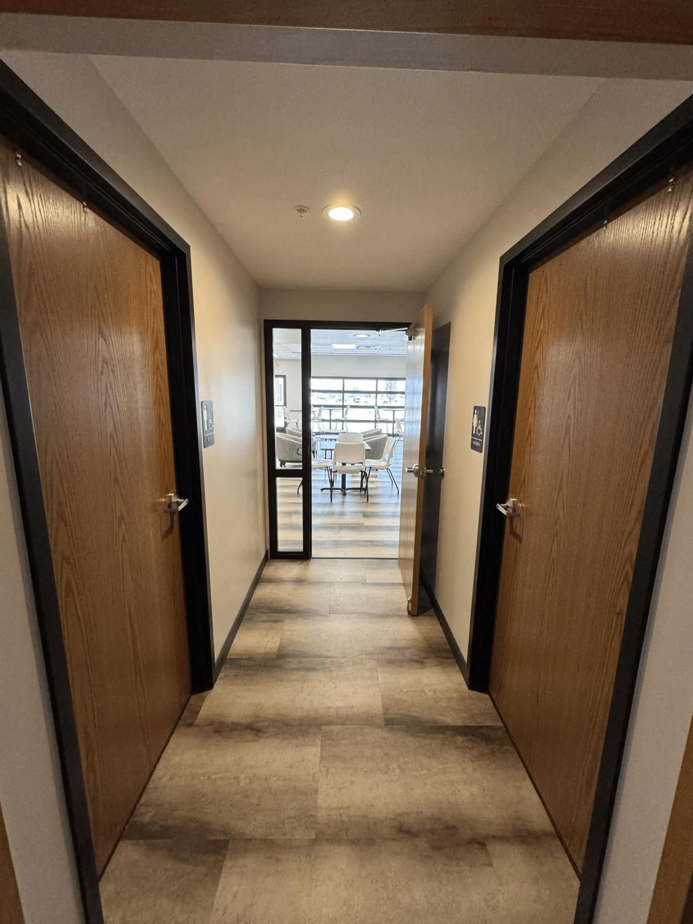 Bearcat Inn and Suites