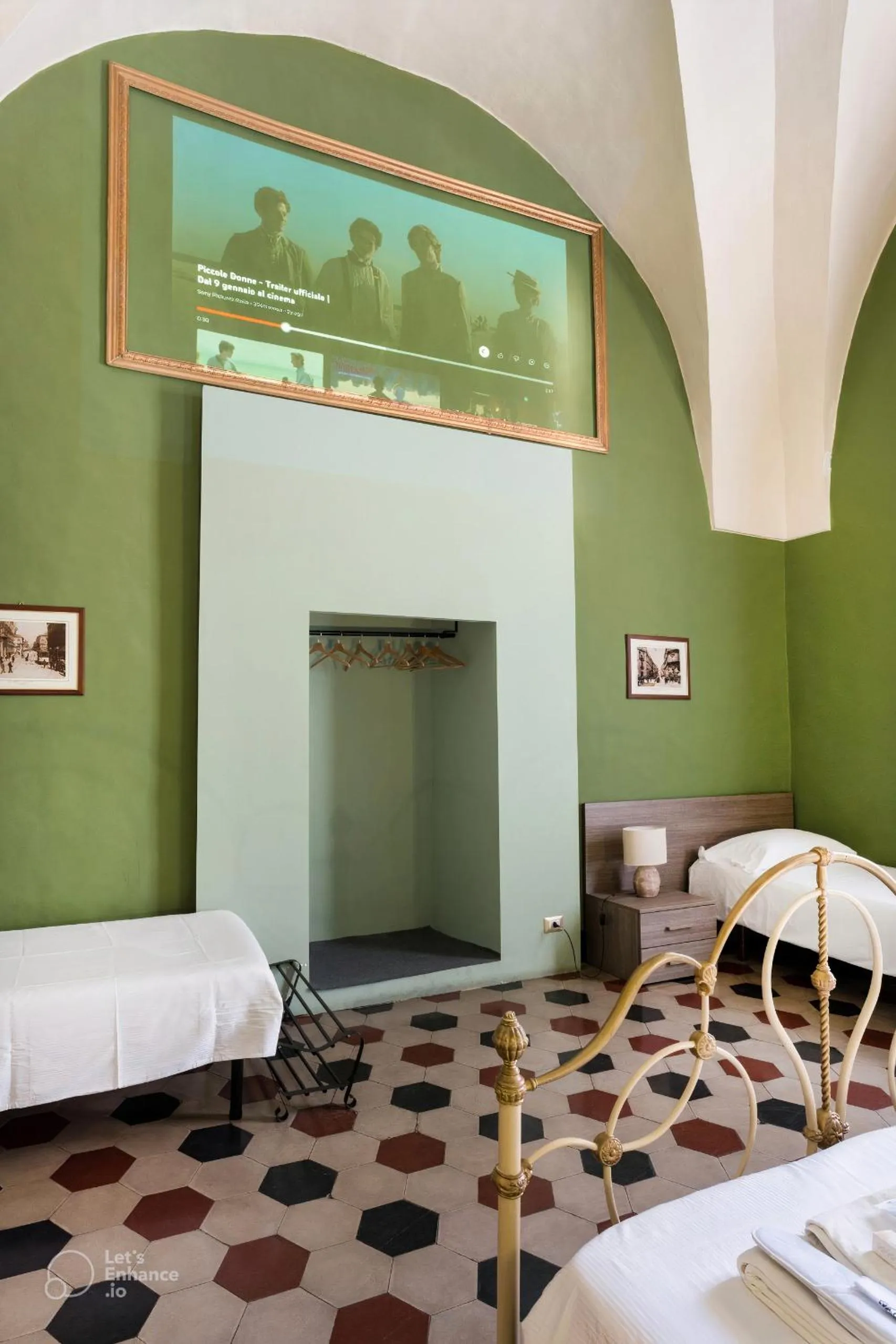 Bedroom, Bed in Let's B&B