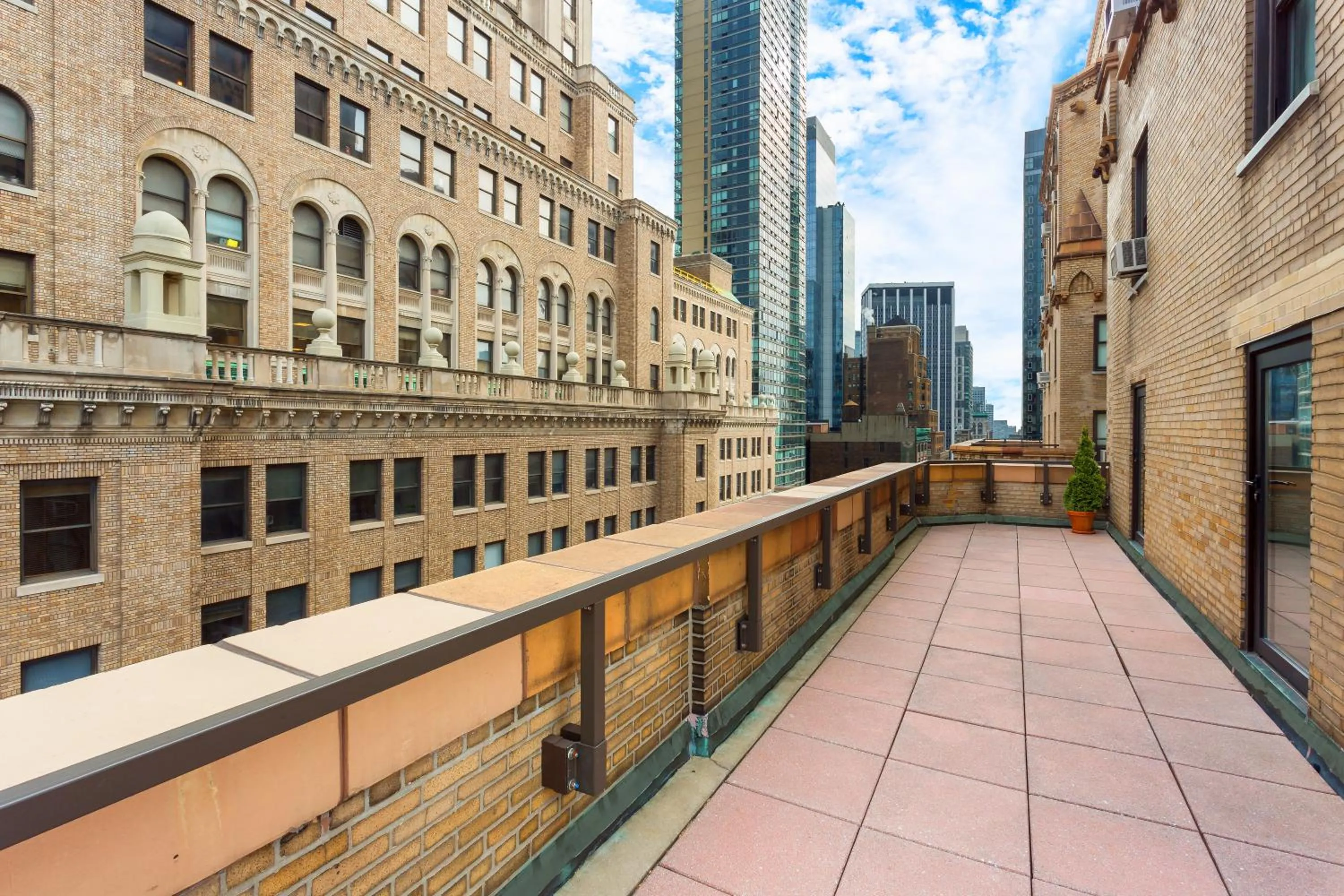 Property building in Manhattan NYC-an Affinia Hotel