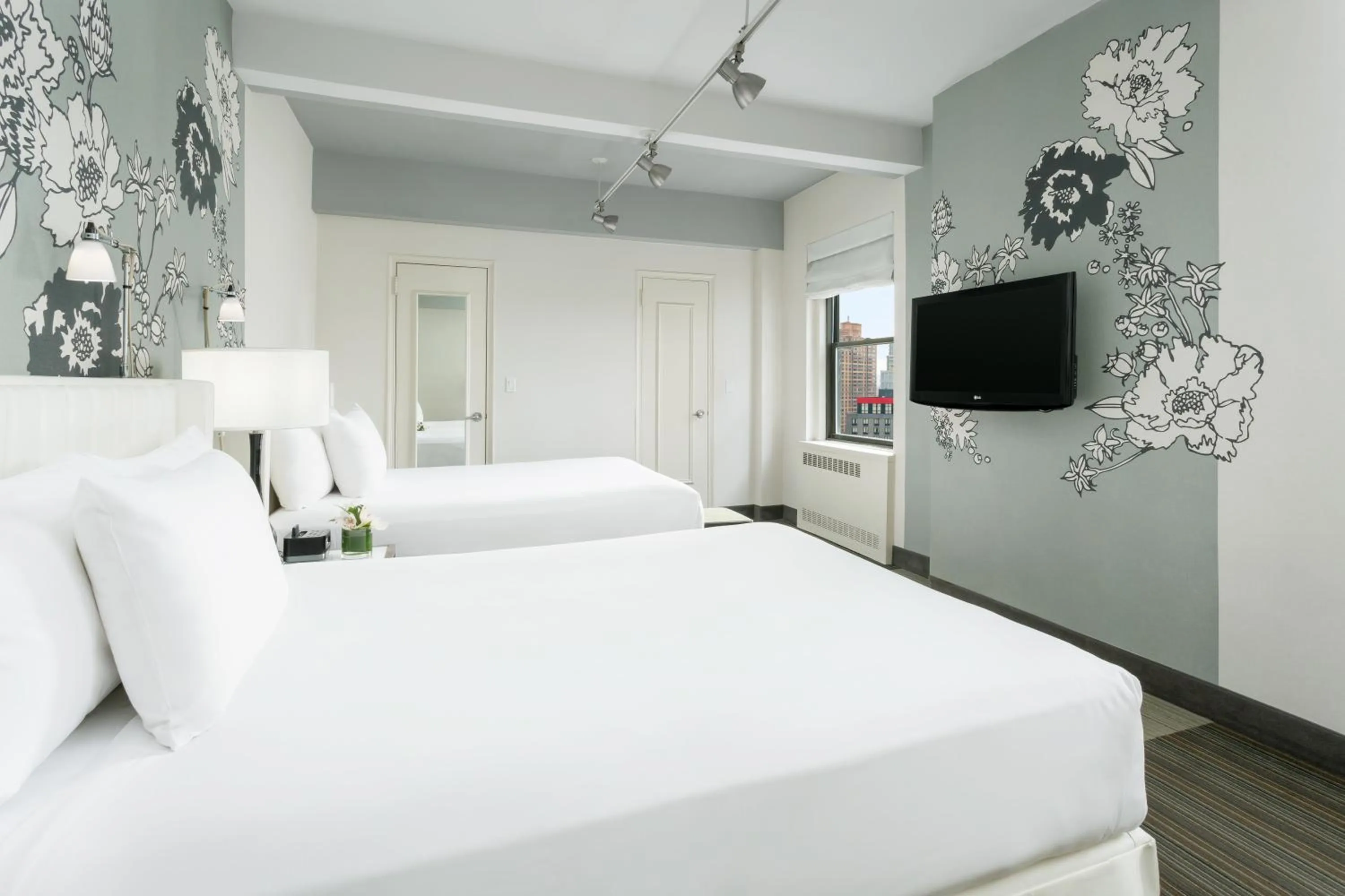 Photo of the whole room in Manhattan NYC-an Affinia Hotel