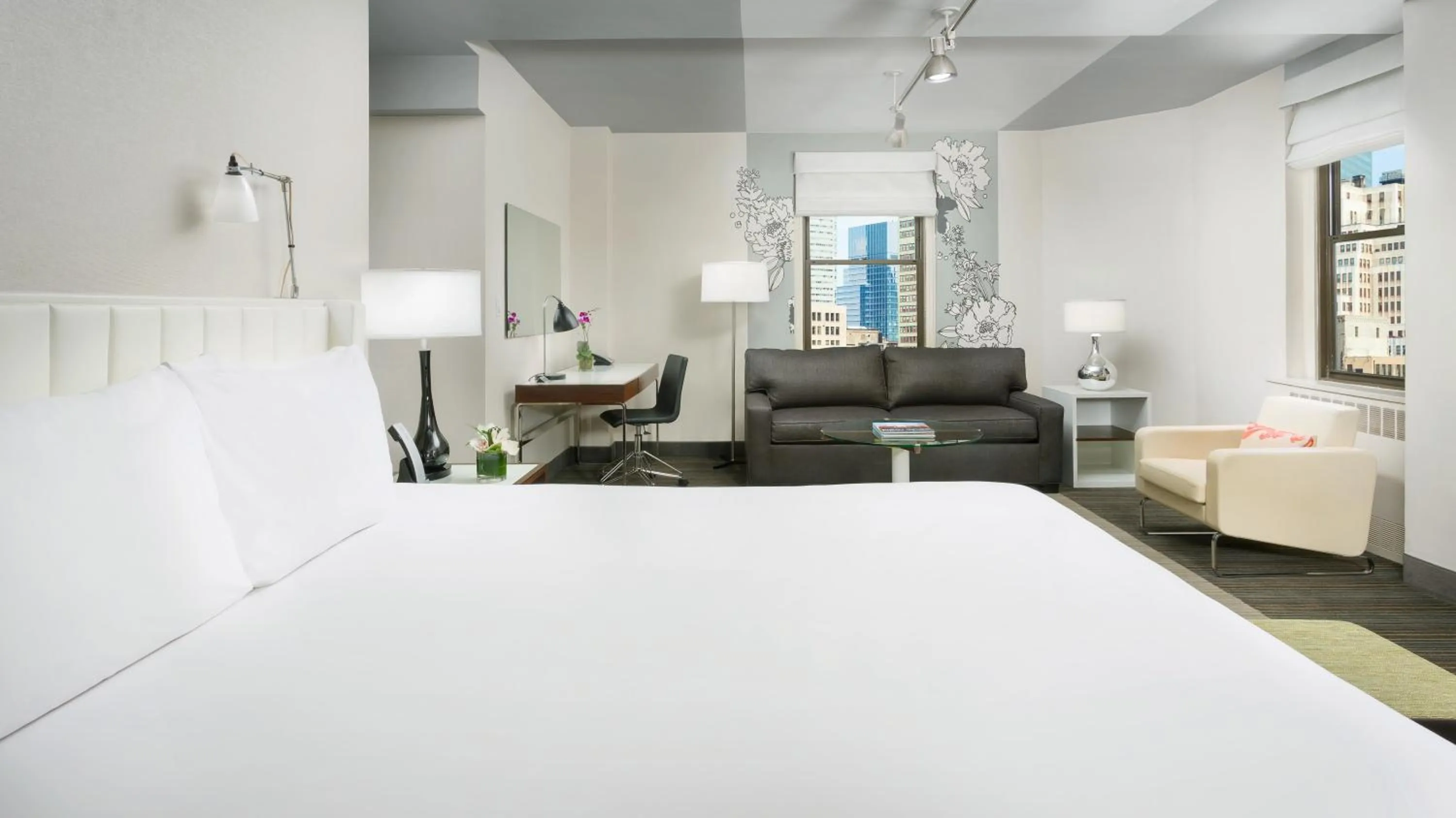 Photo of the whole room in Manhattan NYC-an Affinia Hotel