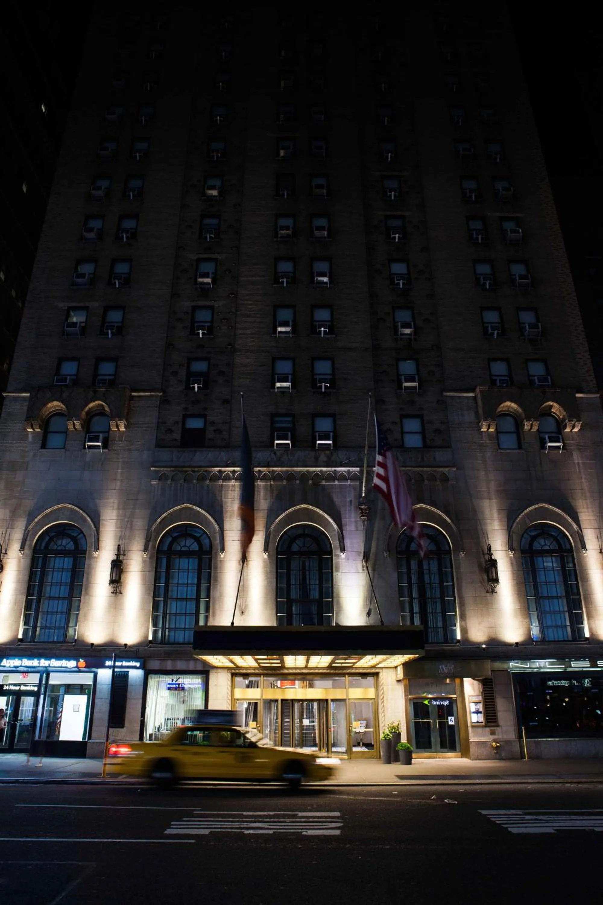 Property Building in Manhattan NYC-an Affinia Hotel