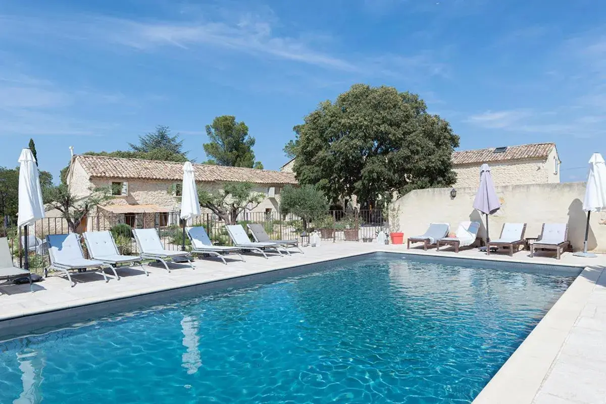 Pool view in Le Mas de la Javone Pool view in Le Mas de la Javone