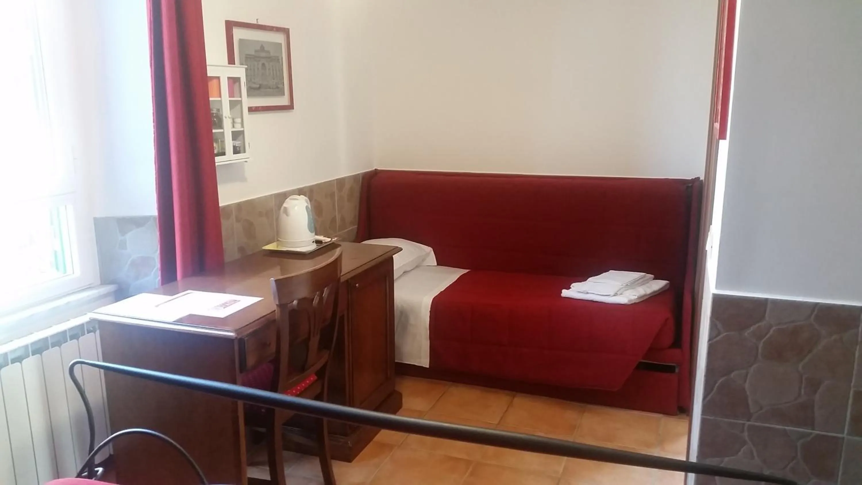 Photo of the whole room, Bed in Vecchia Roma Resort