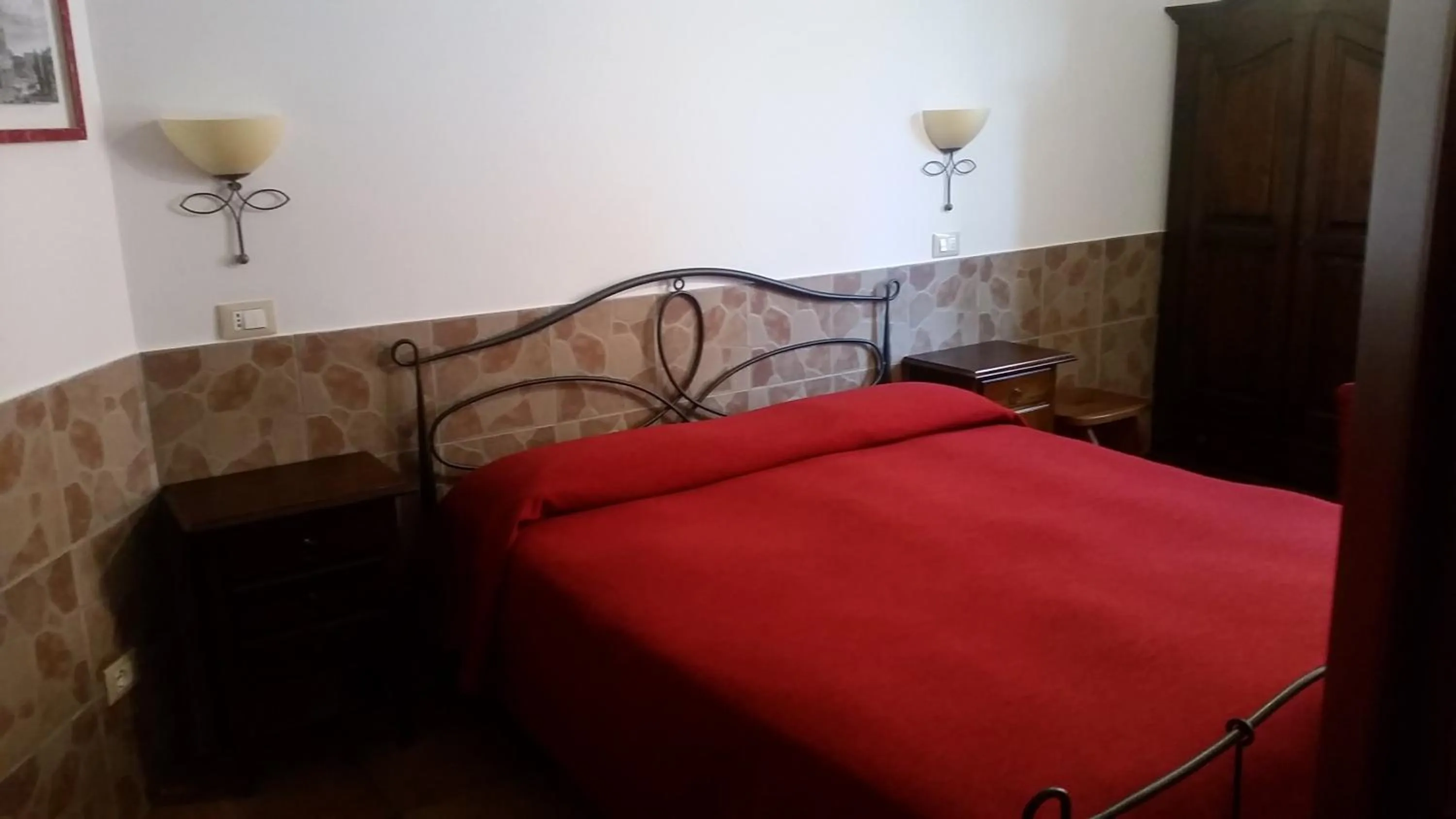 Photo of the whole room, Bed in Vecchia Roma Resort