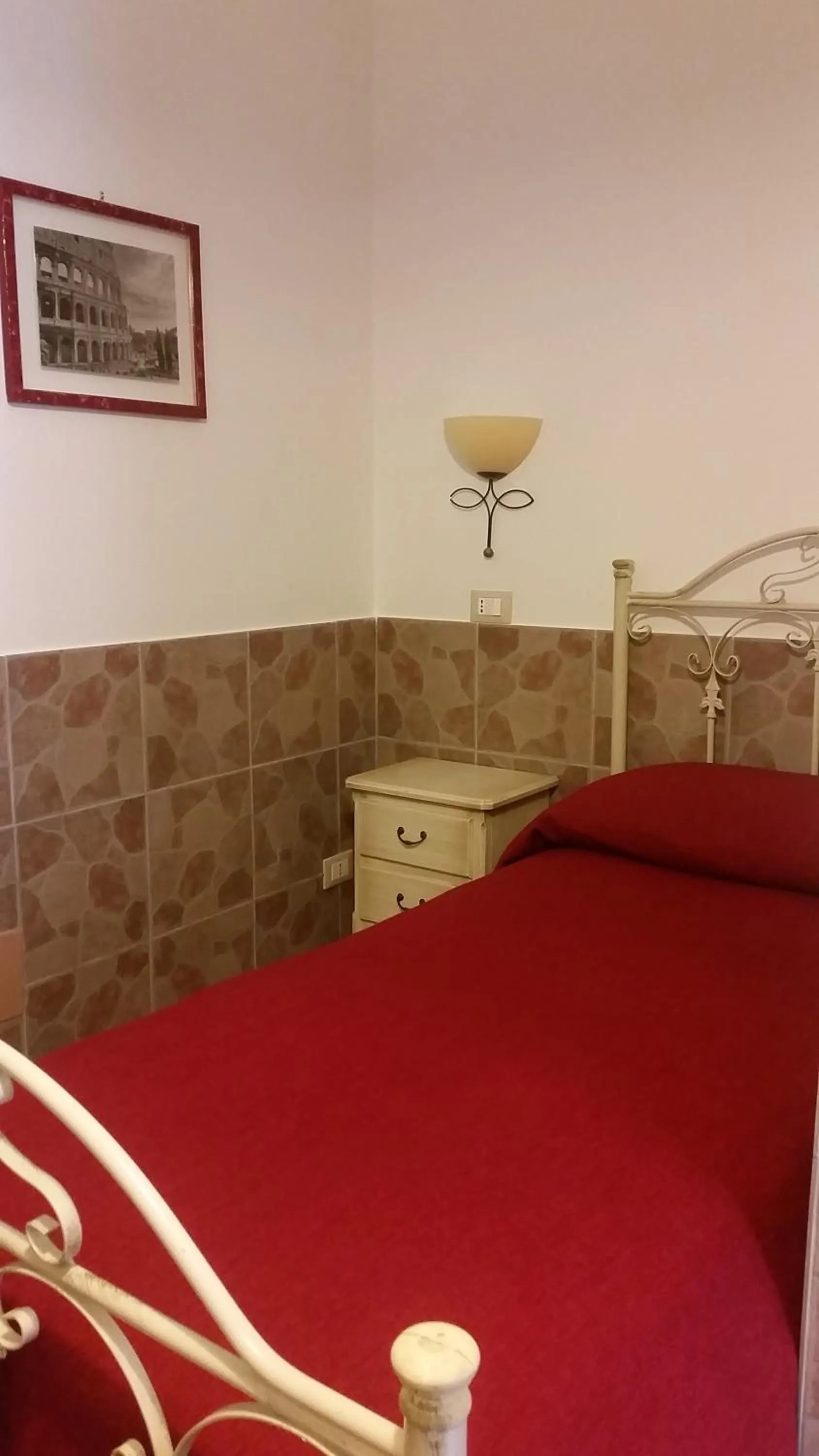 Photo of the whole room, Bed in Vecchia Roma Resort